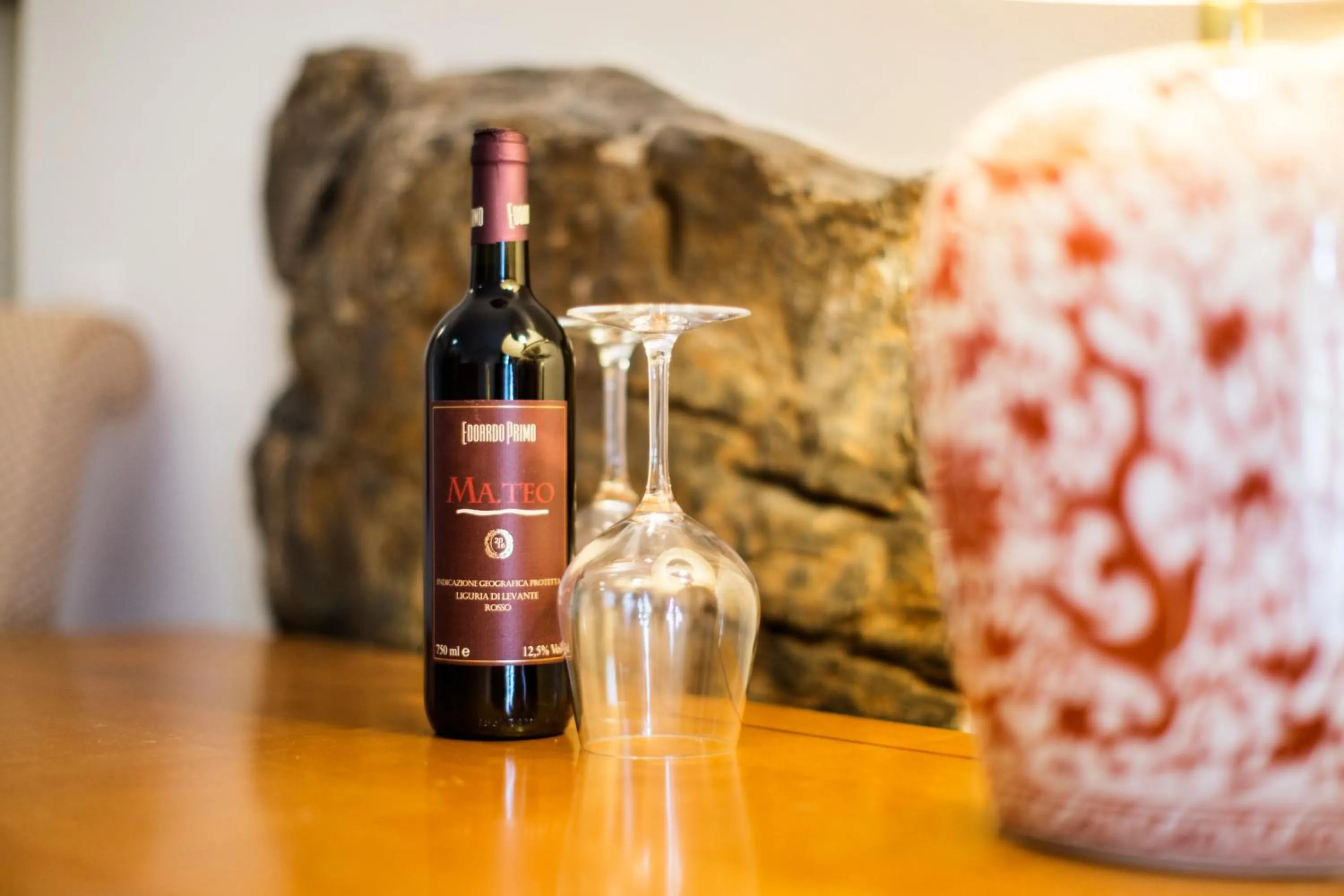 Decorative detail in Miramare Apartments&Suites