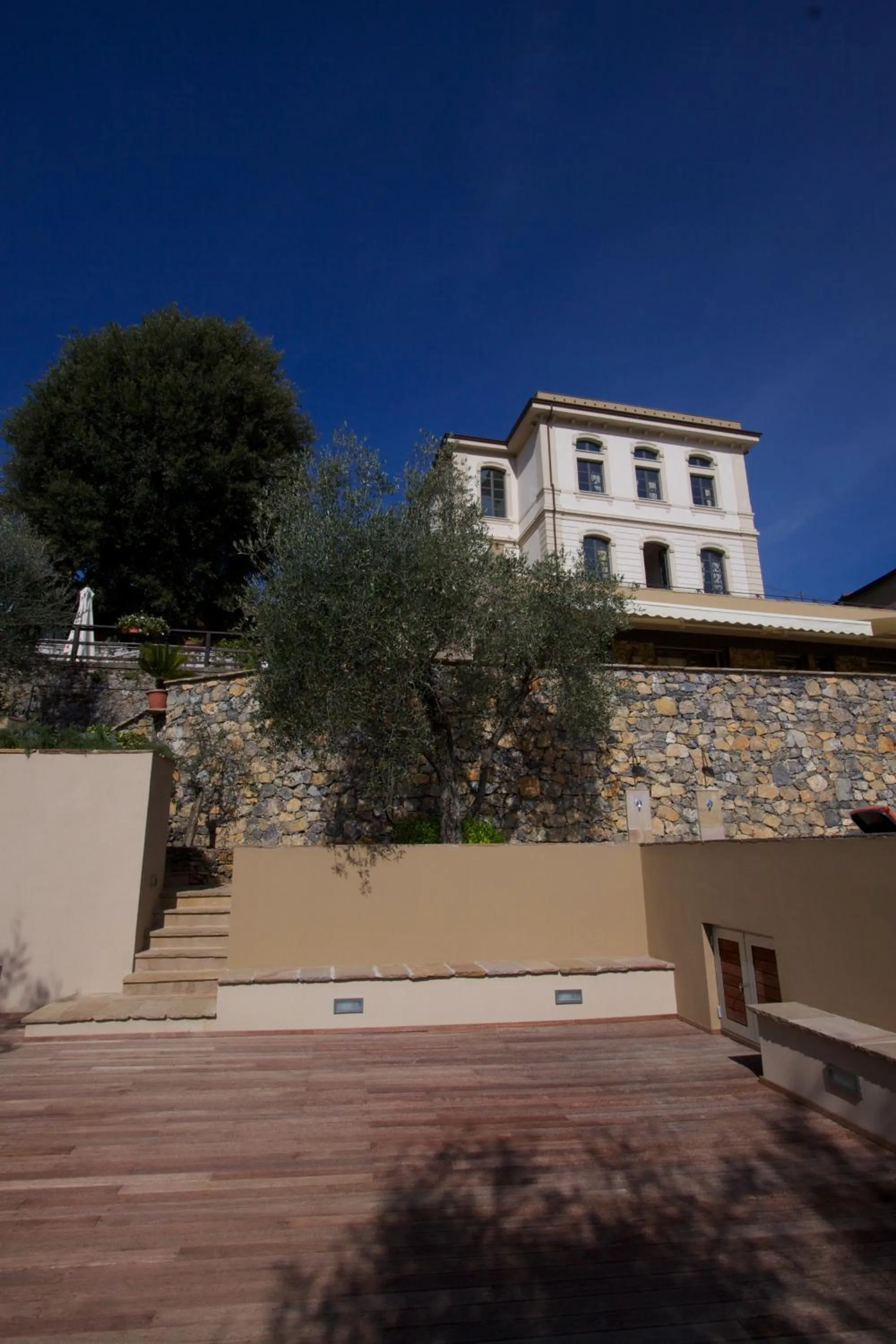 Property building in Miramare Apartments&Suites