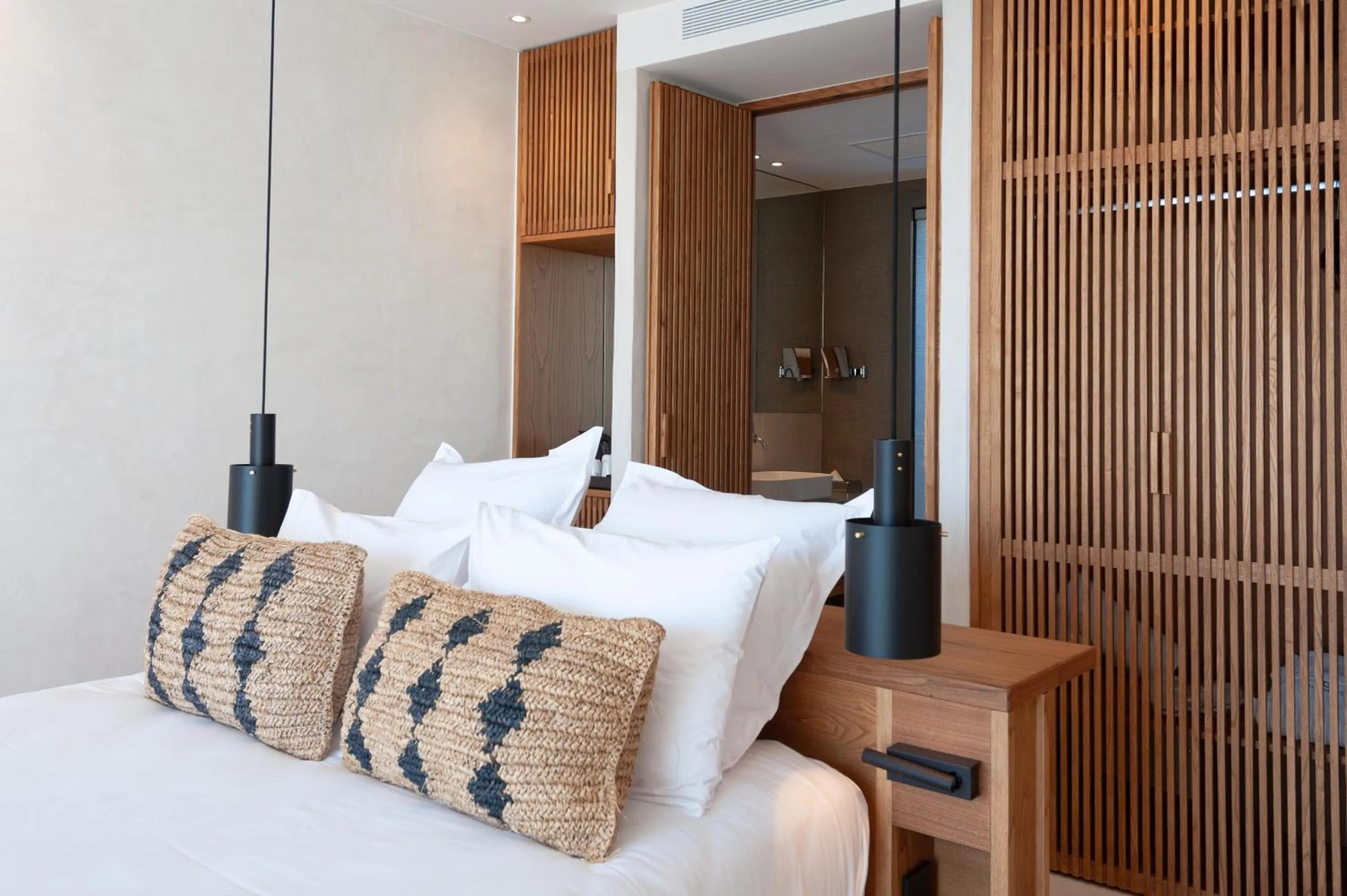 Bedroom, Bed in Hôtel Cala di Greco