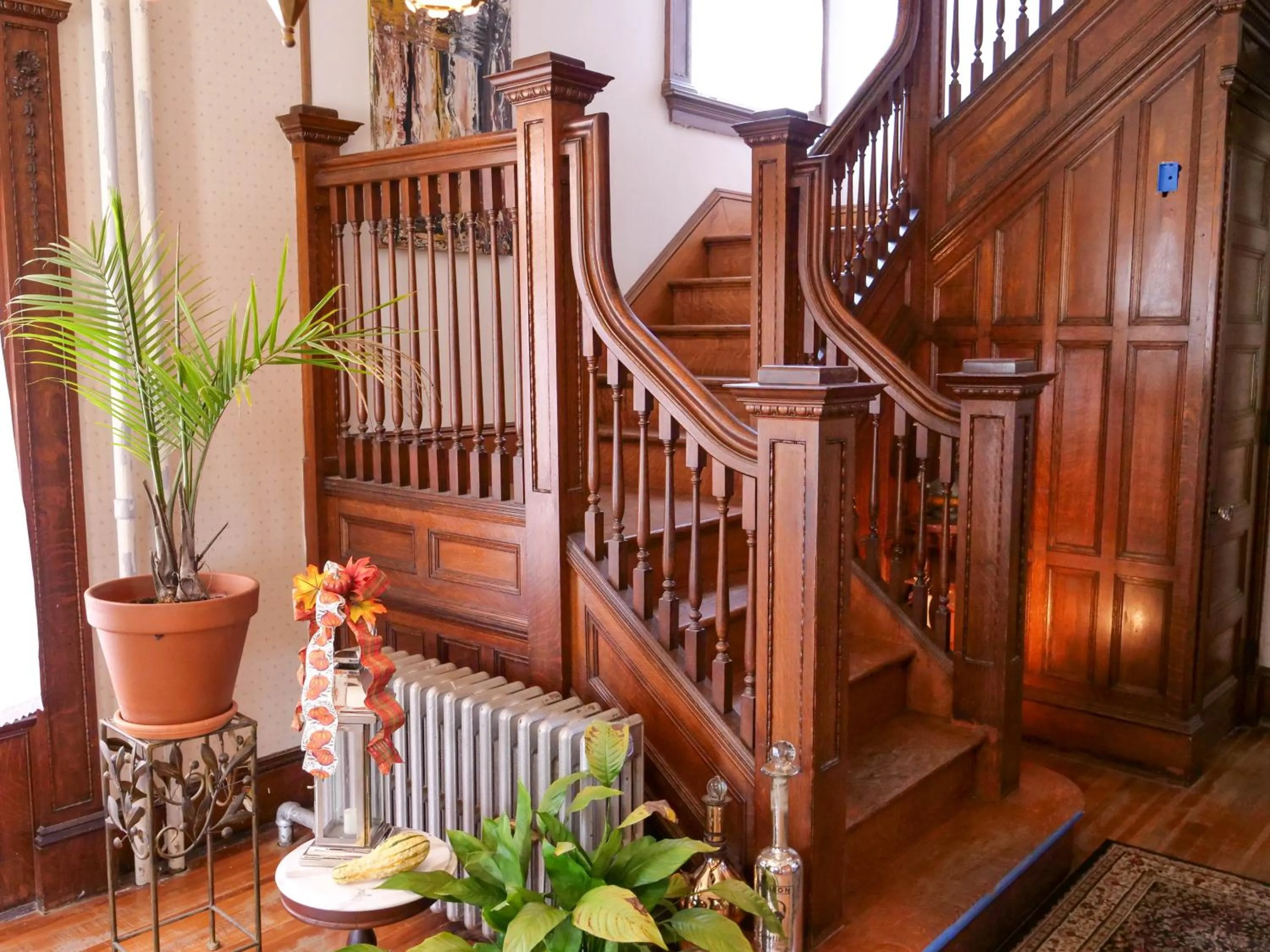 Facade/entrance in Shadowcrest