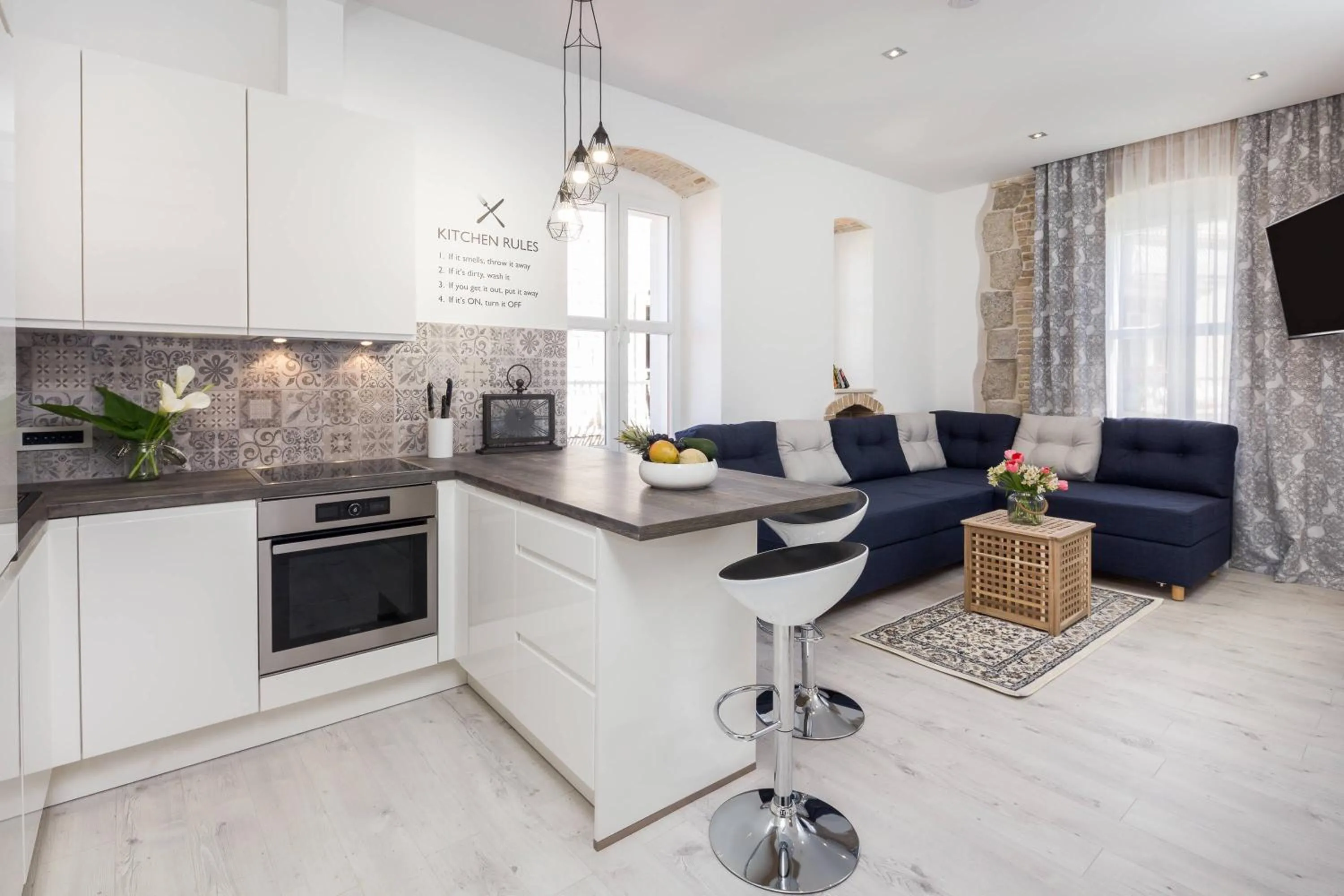 TV and multimedia in Sleep Split