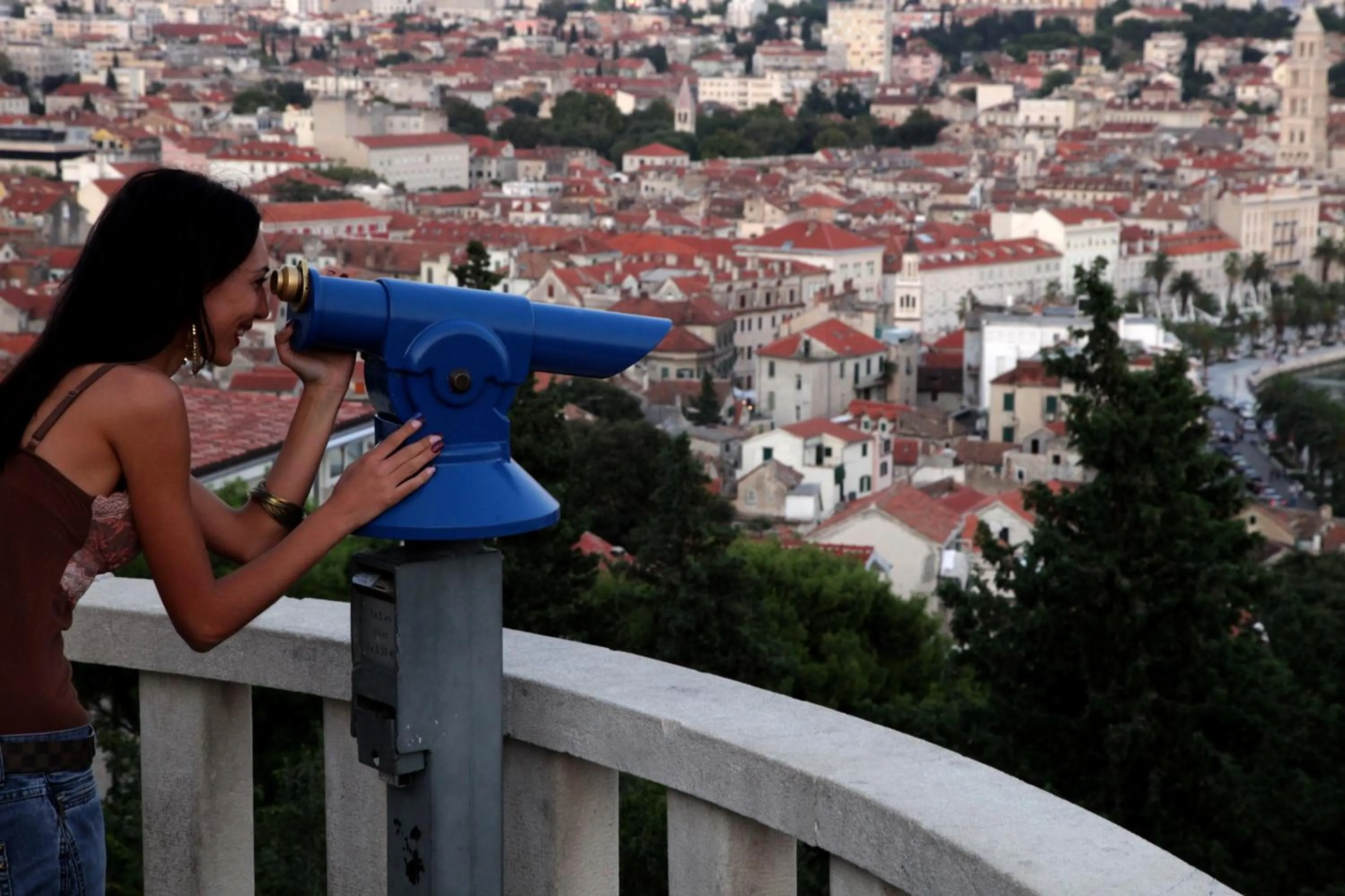 Neighbourhood in Sleep Split