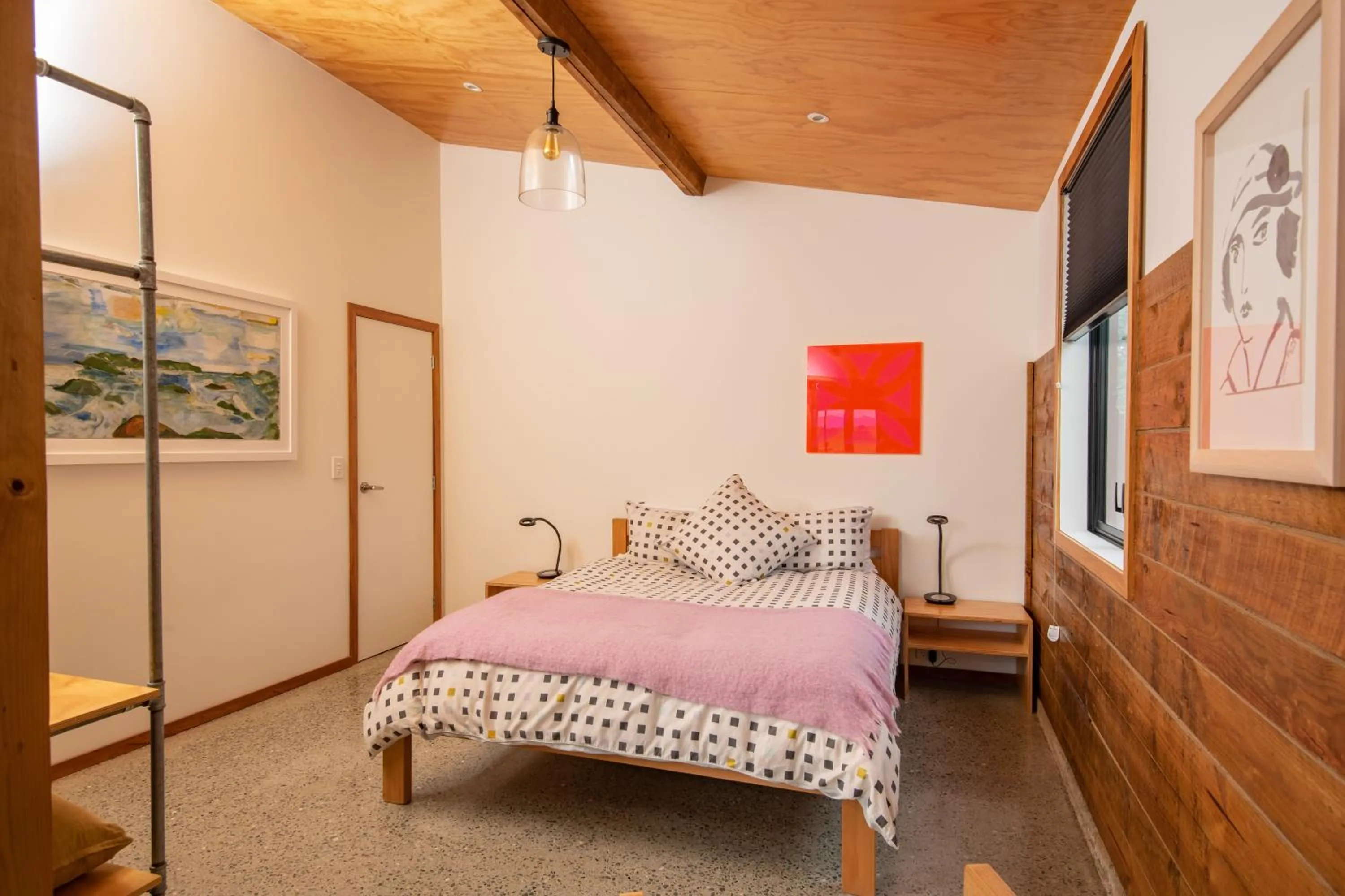 Bed in River Road Retreat