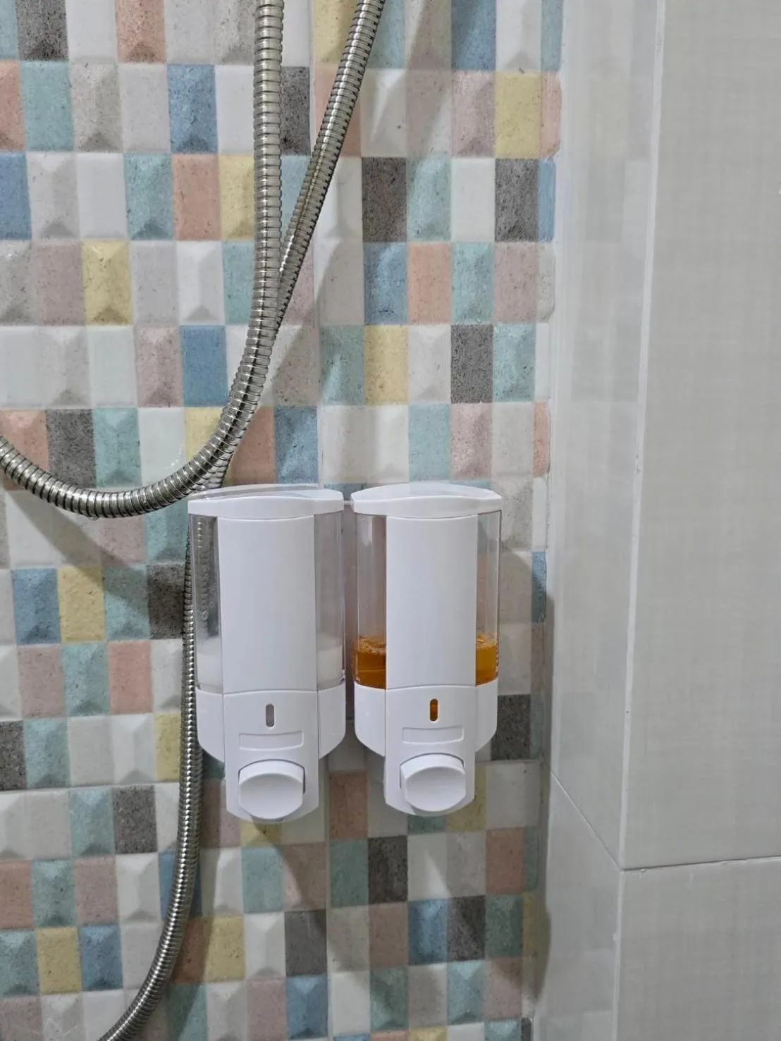 Baannai Lake View Resort