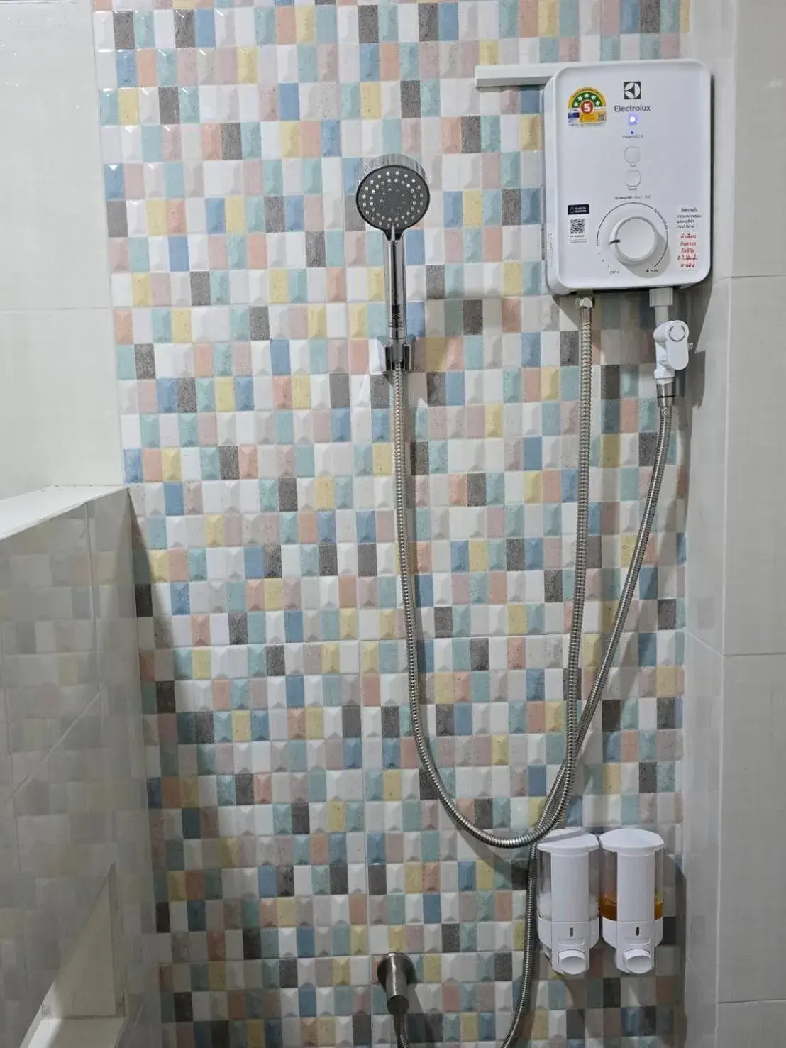 Deluxe Queen Room with Mountain View in Baannai Lake View Resort Deluxe Queen Room with Mountain View in Baannai Lake View Resort