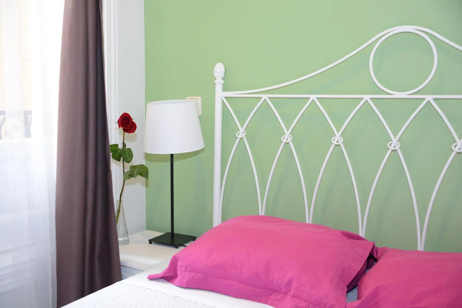 Photo of the whole room in Alvaro Residencia