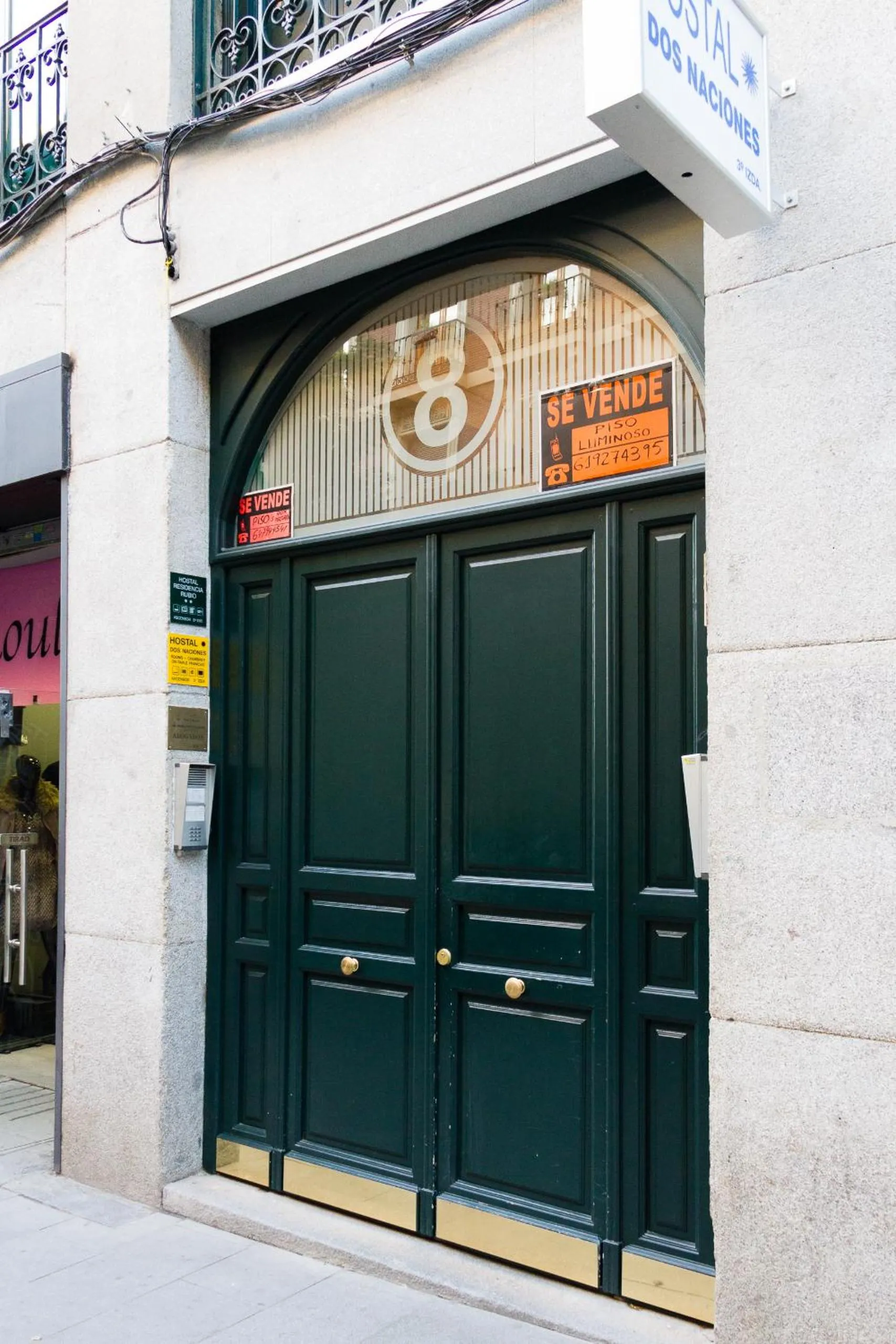 Property building in Alvaro Residencia