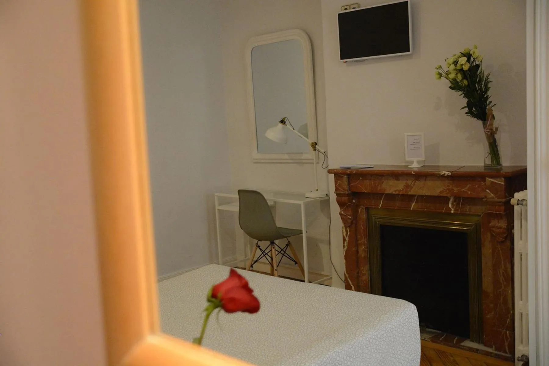 Decorative detail in Alvaro Residencia