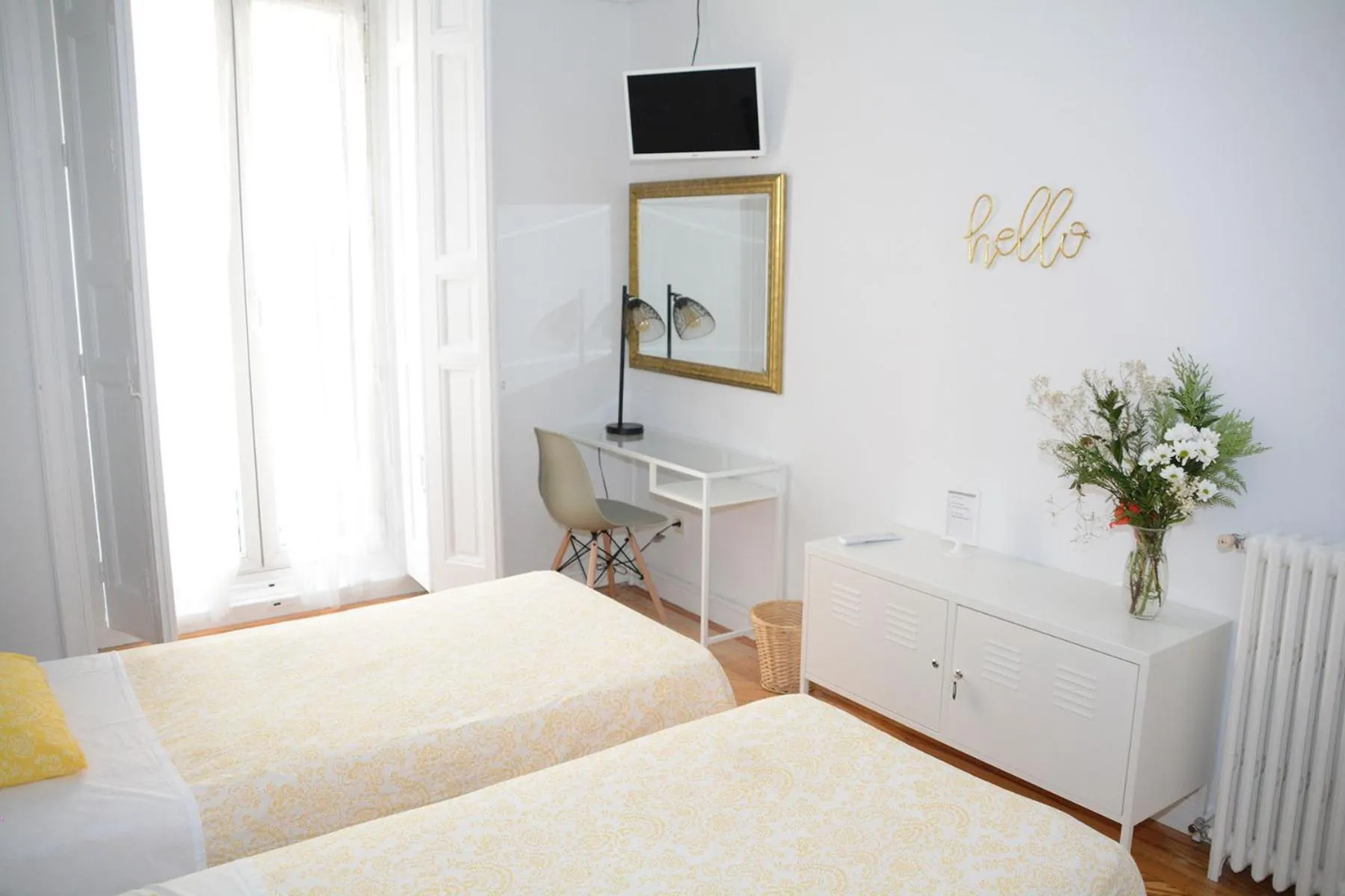 Photo of the whole room in Alvaro Residencia