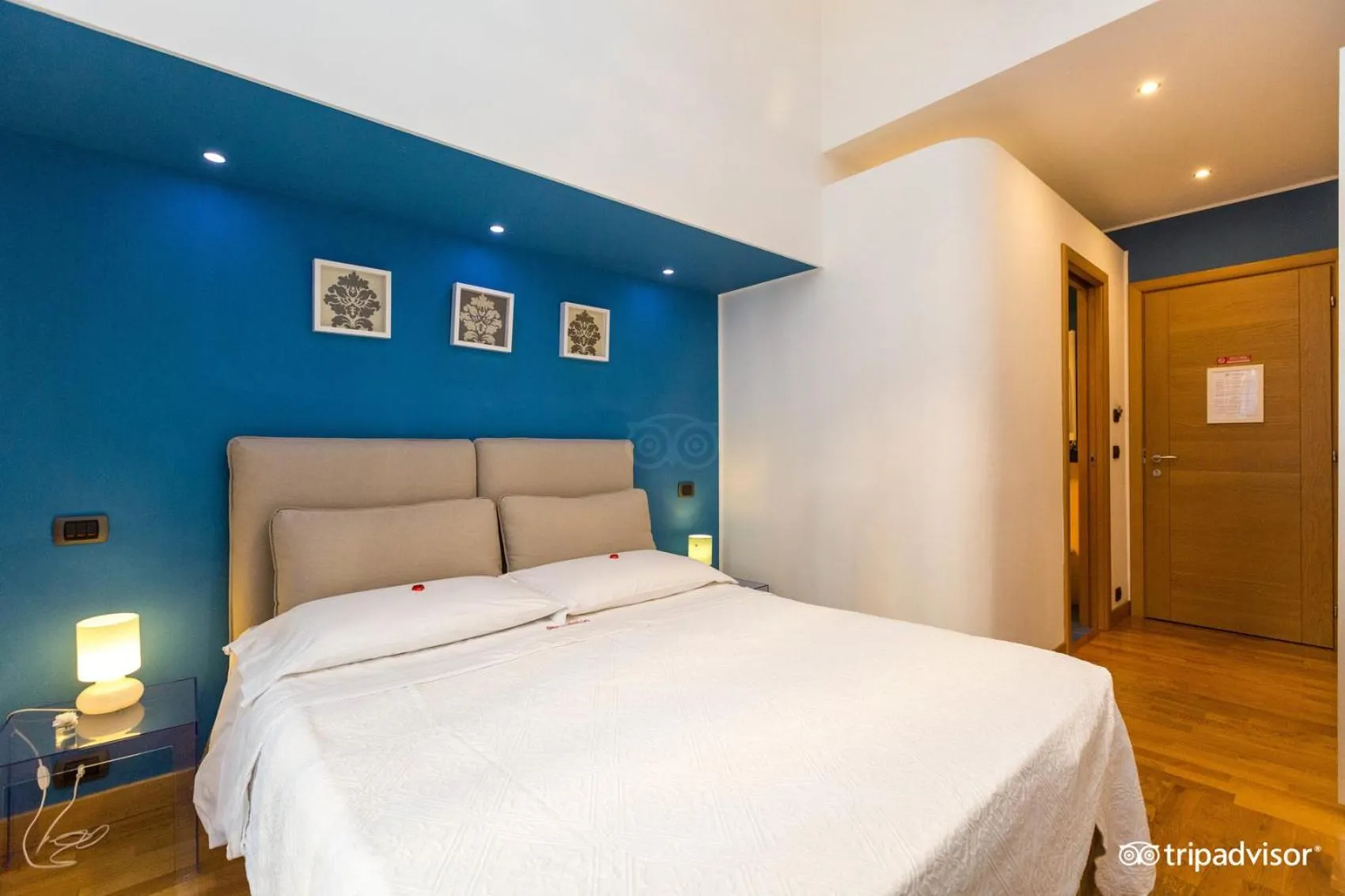 Photo of the whole room, Bed in B&B Orsini 46