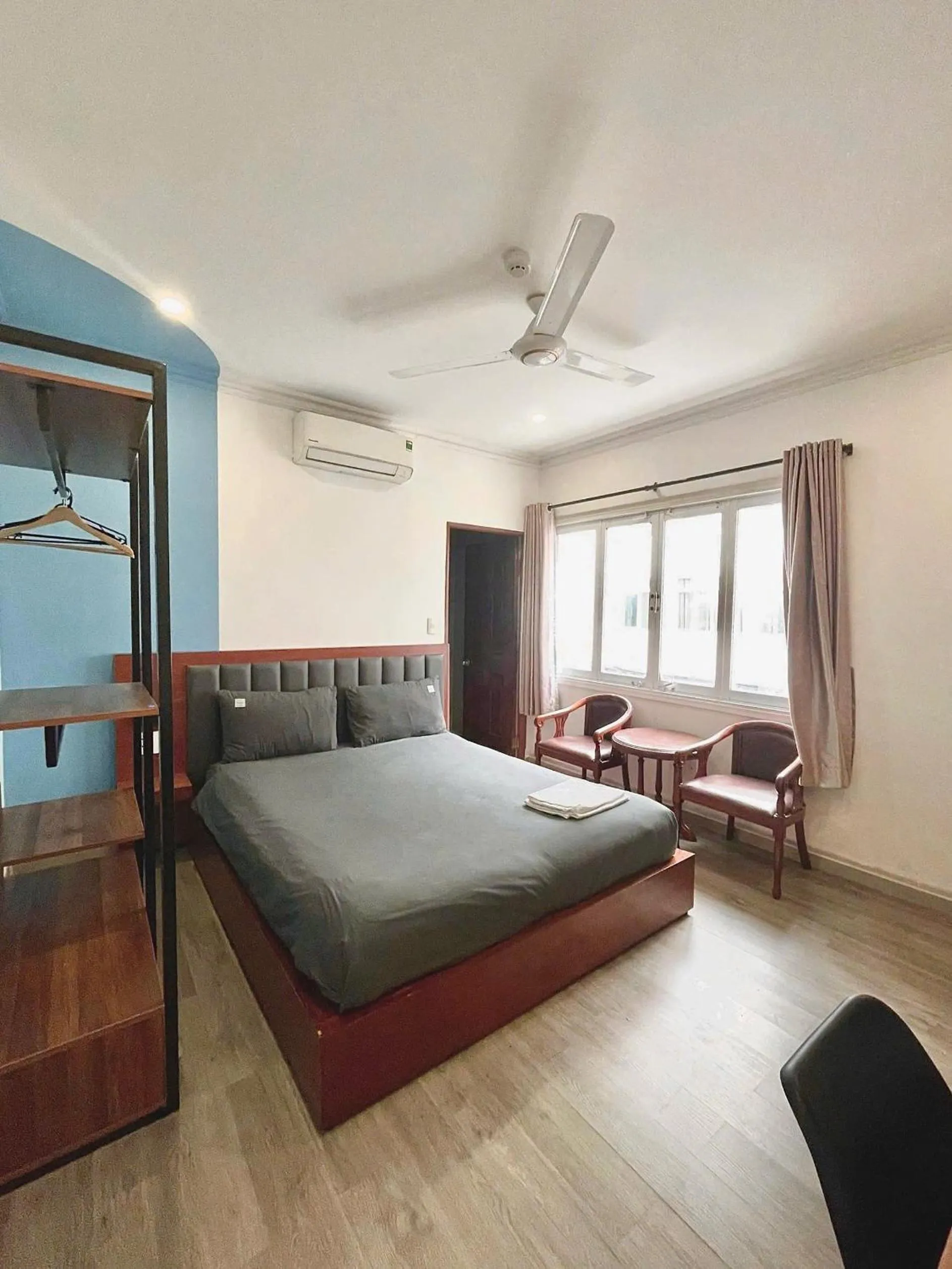 Bed in Hoang Long Son 2