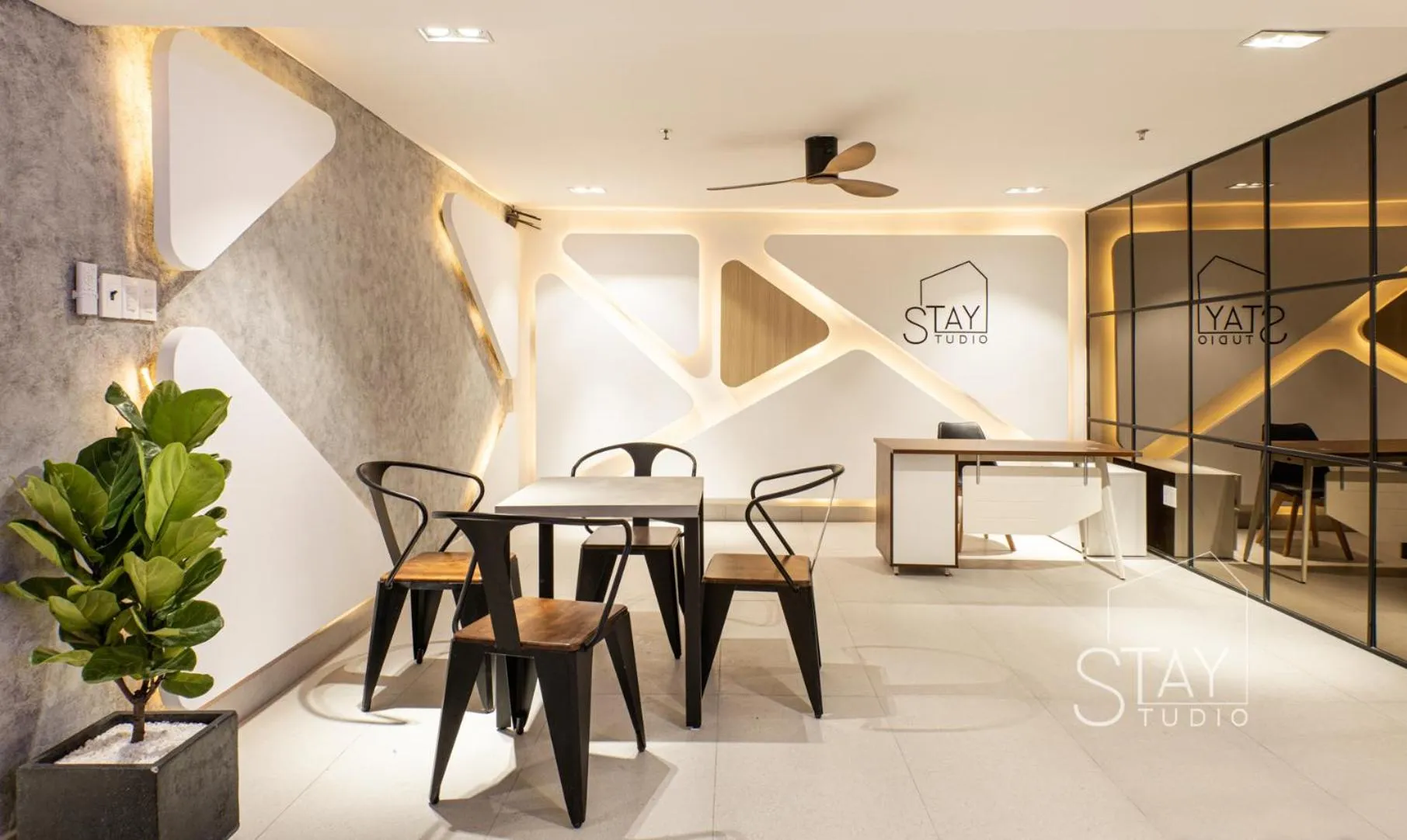 Lobby or reception in Hoang Long Son 2