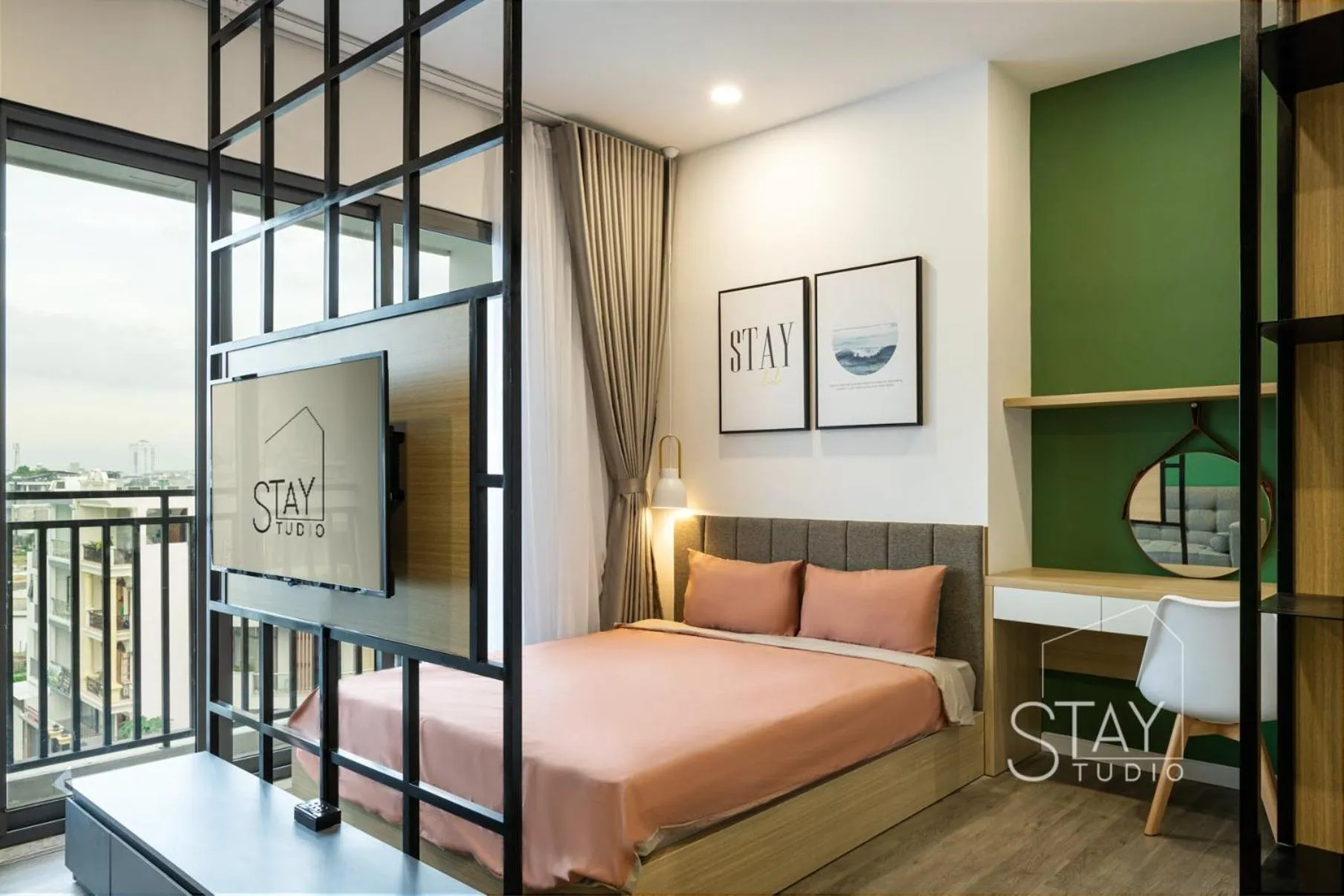 Bed in Hoang Long Son 2