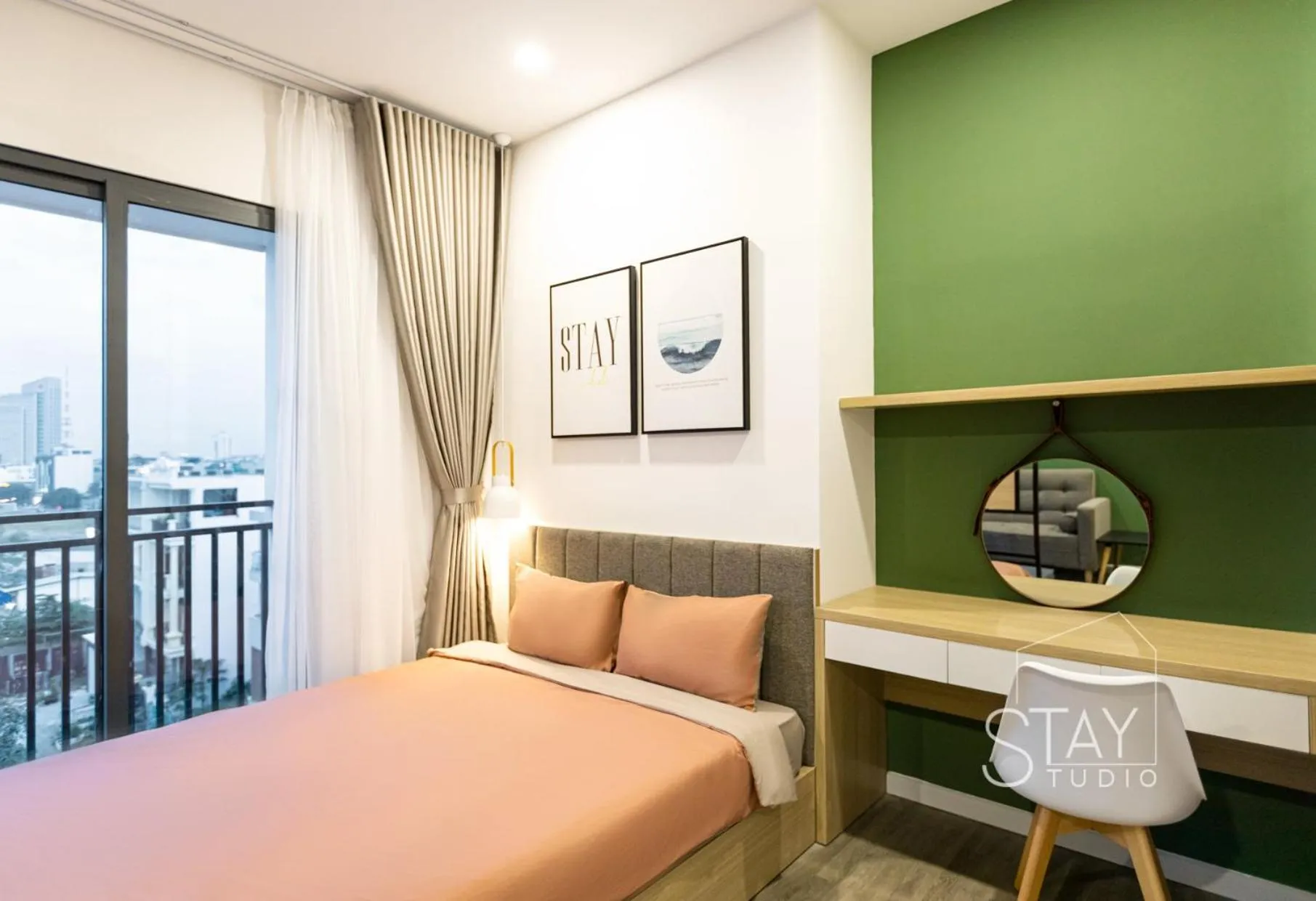 Bed in Hoang Long Son 2