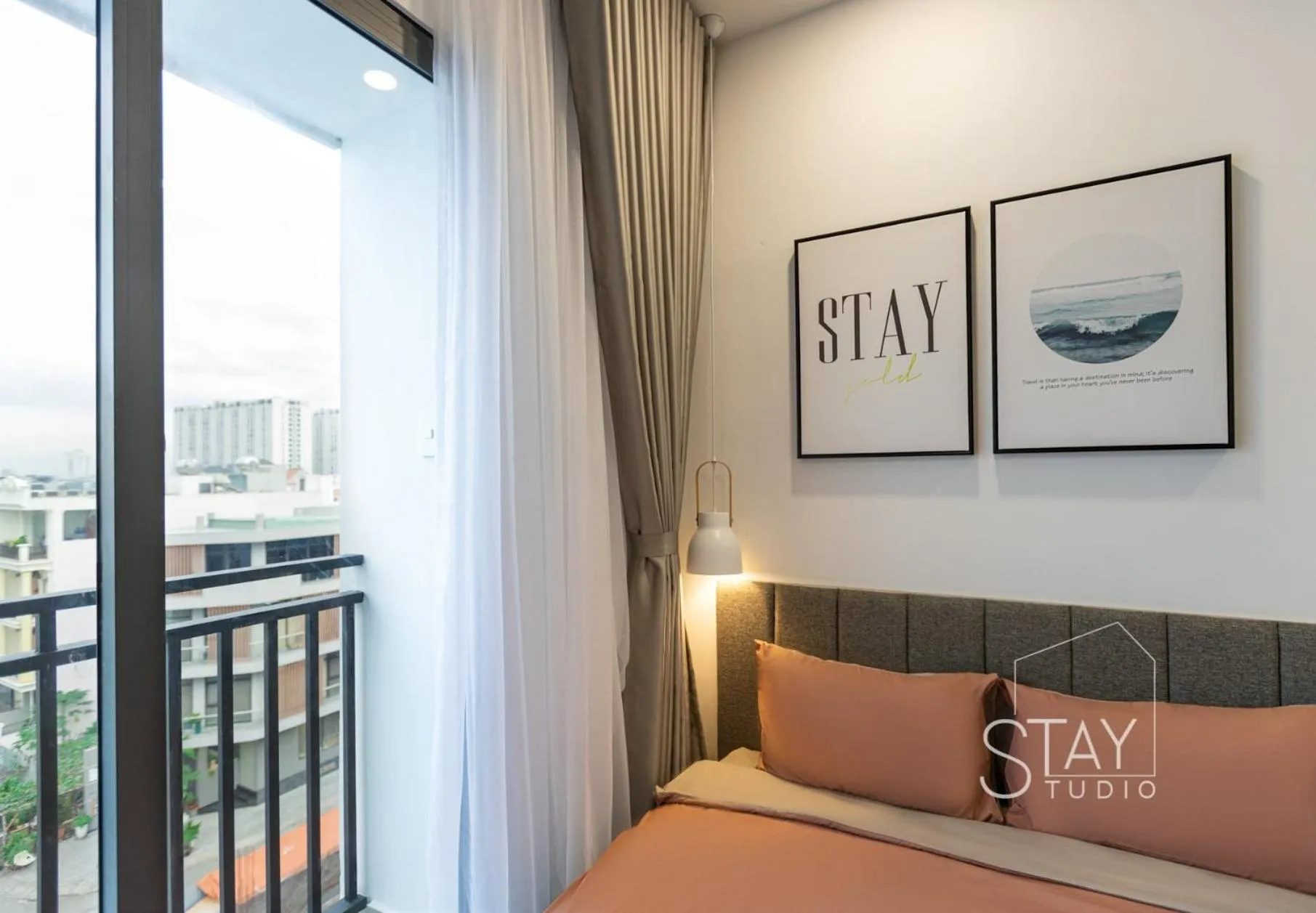 Bed in Hoang Long Son 2