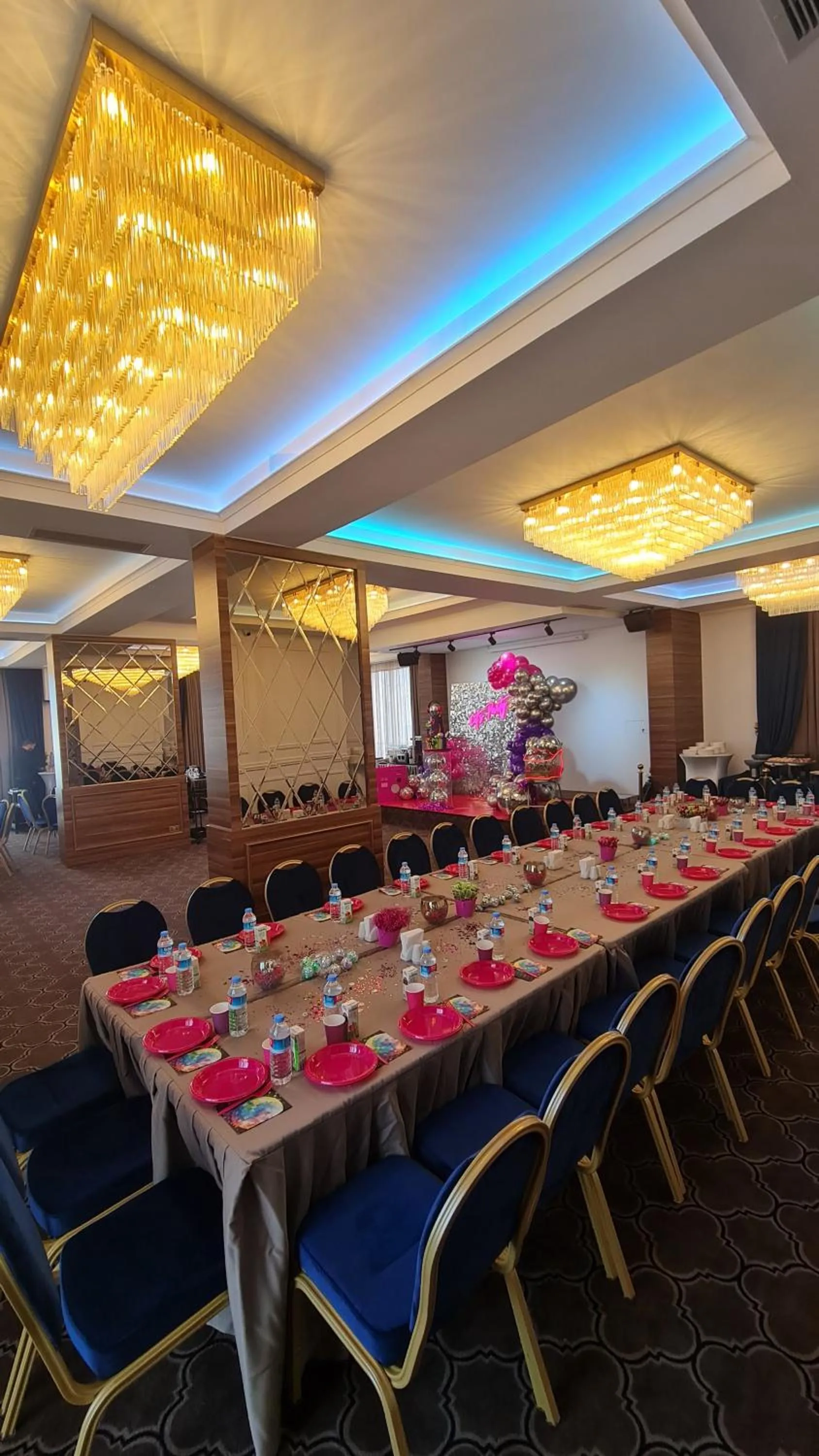 Meeting/conference room in Sky Roof Hotel