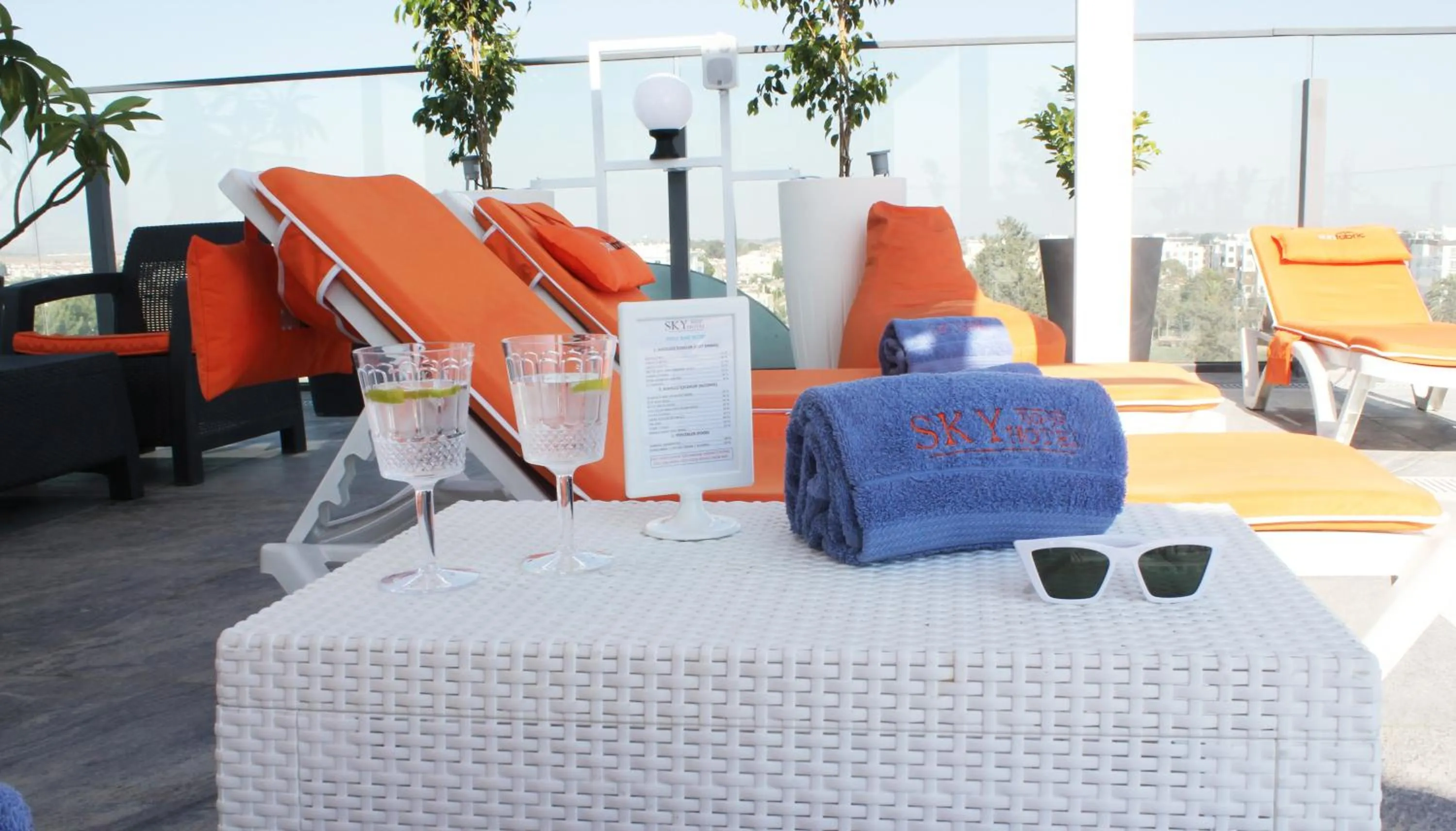 Swimming pool in Sky Roof Hotel