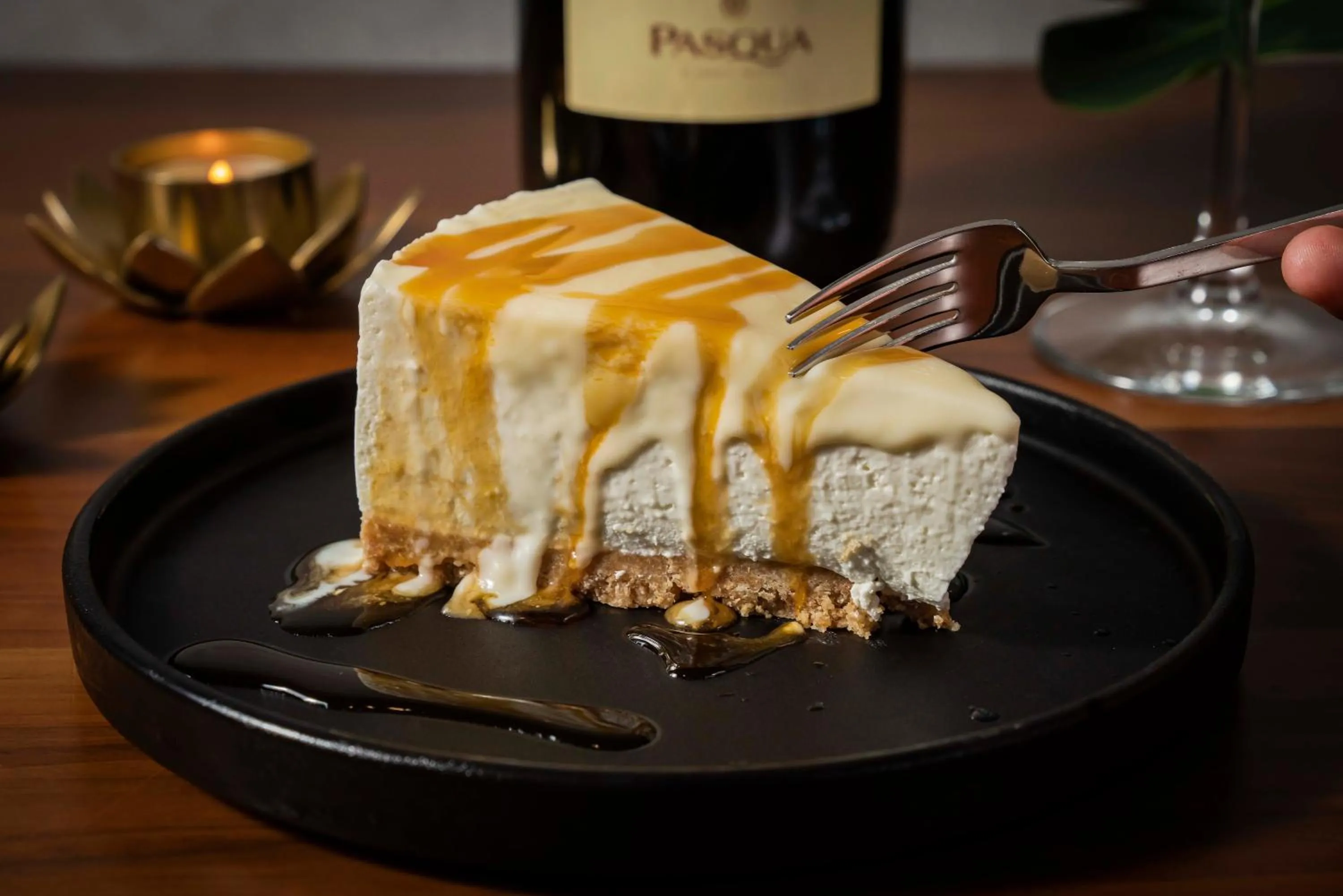 Restaurant/places to eat in Sky Roof Hotel