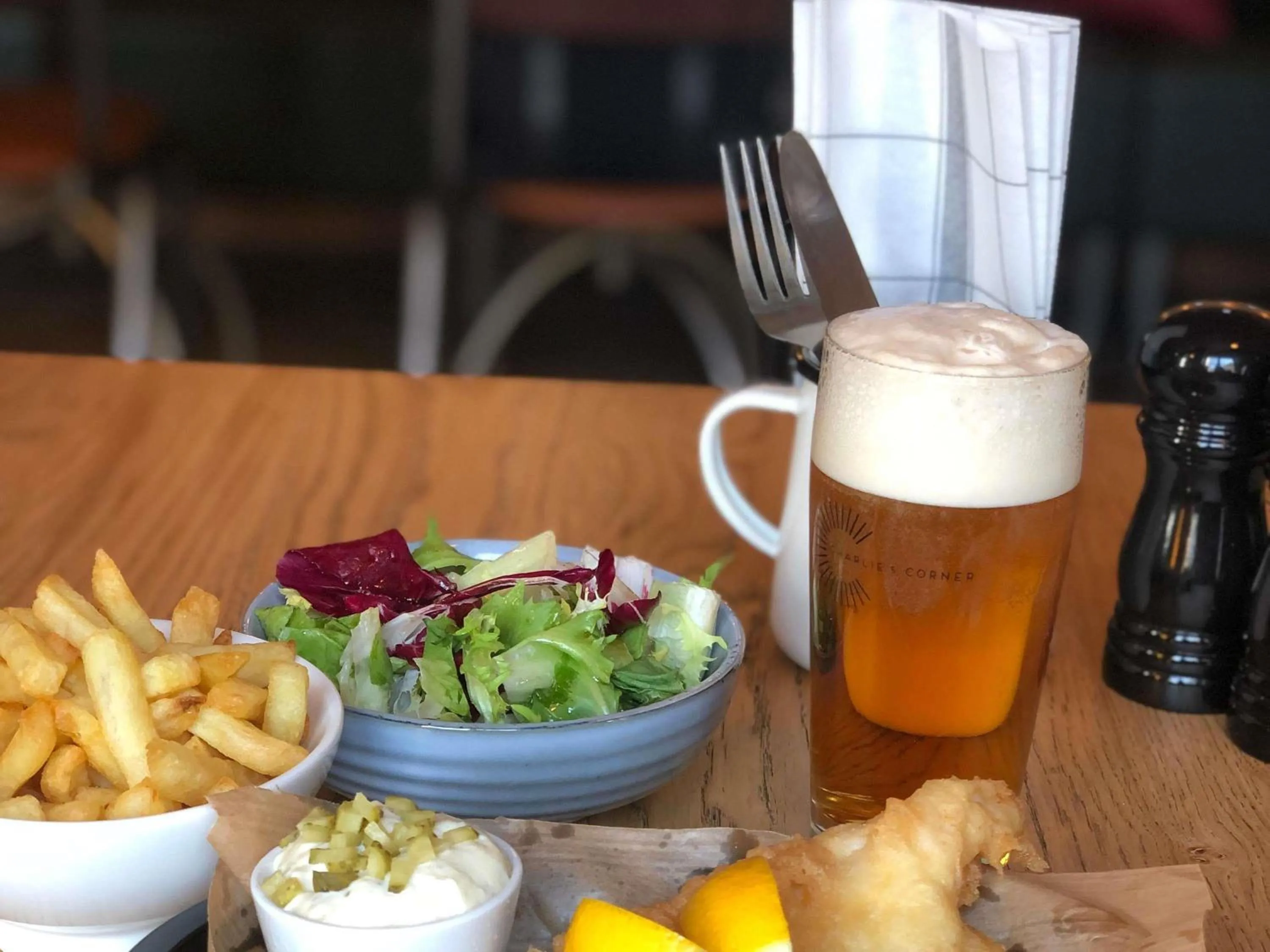 Restaurant/places to eat in ibis Saint-Omer Centre