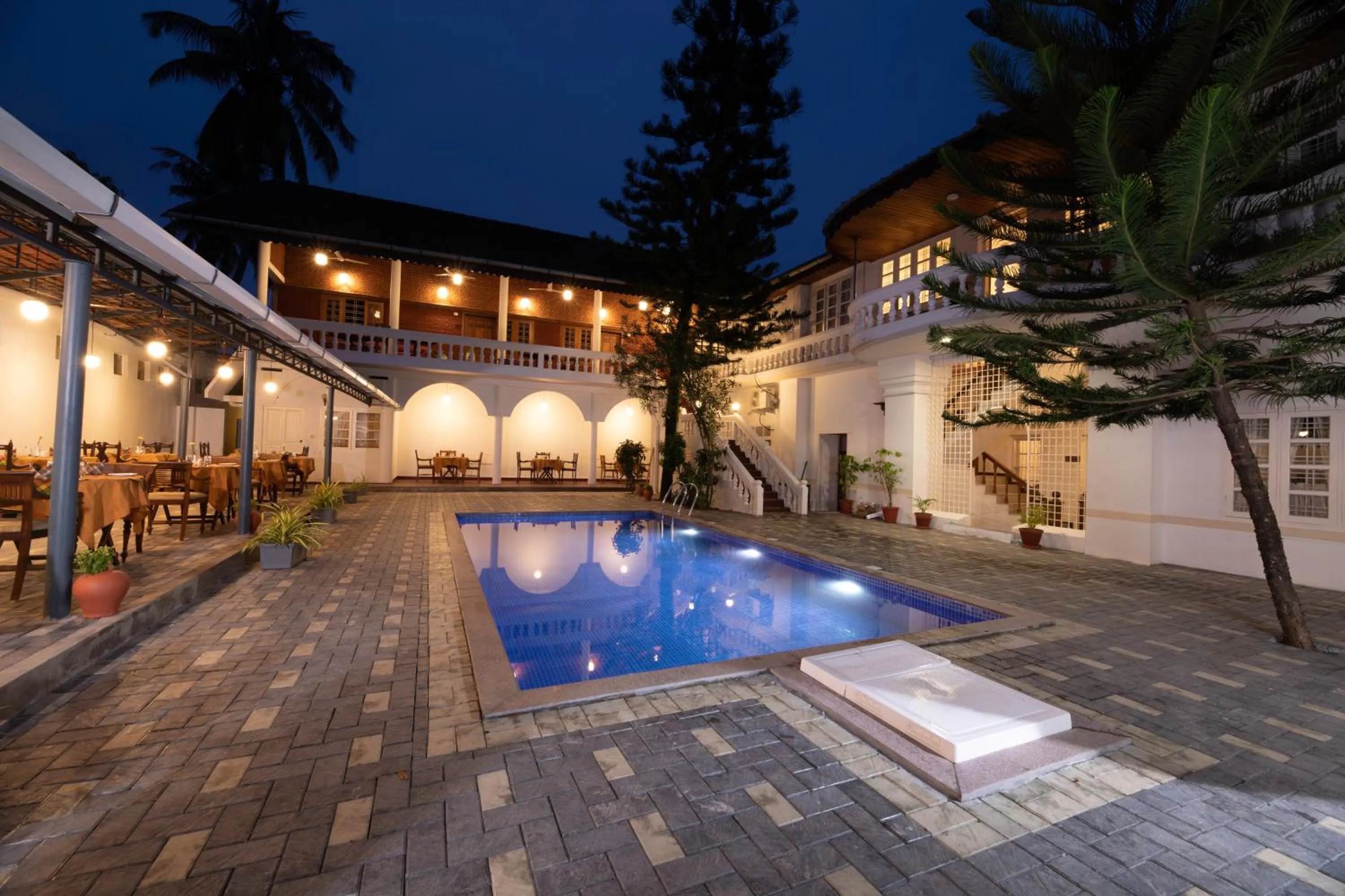Swimming pool in Dutch Bungalow