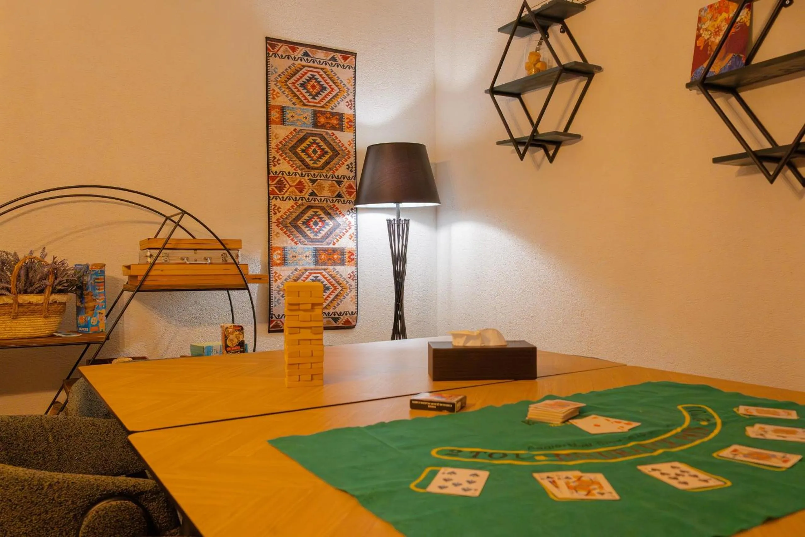 Ereto Hotel by SnowTime