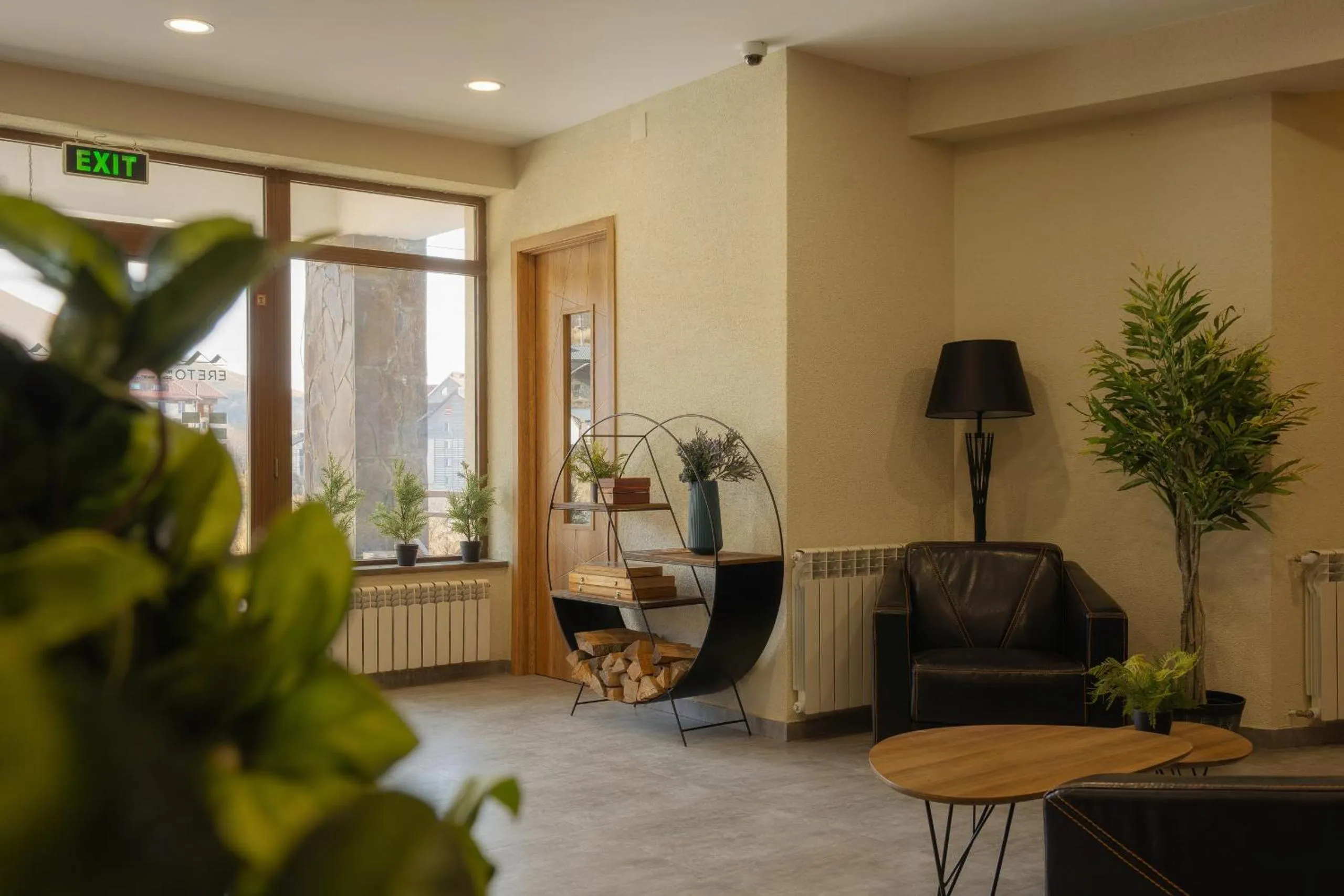 Ereto Hotel by SnowTime