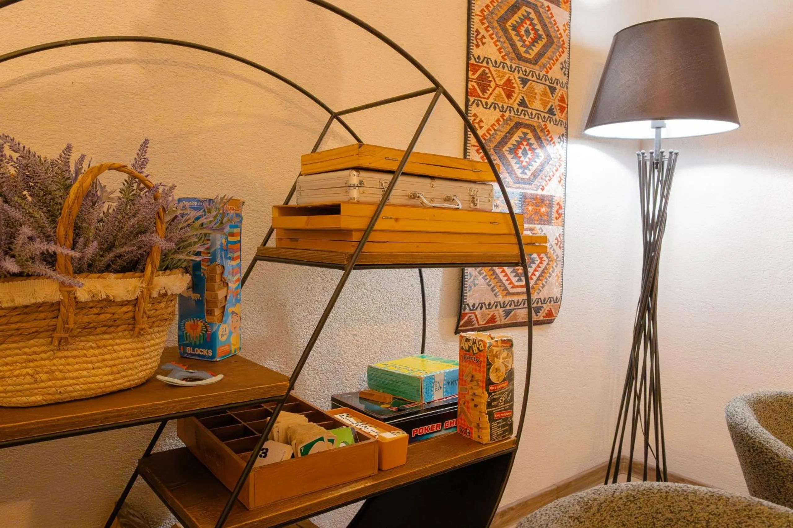 Game Room in Ereto Hotel by SnowTime