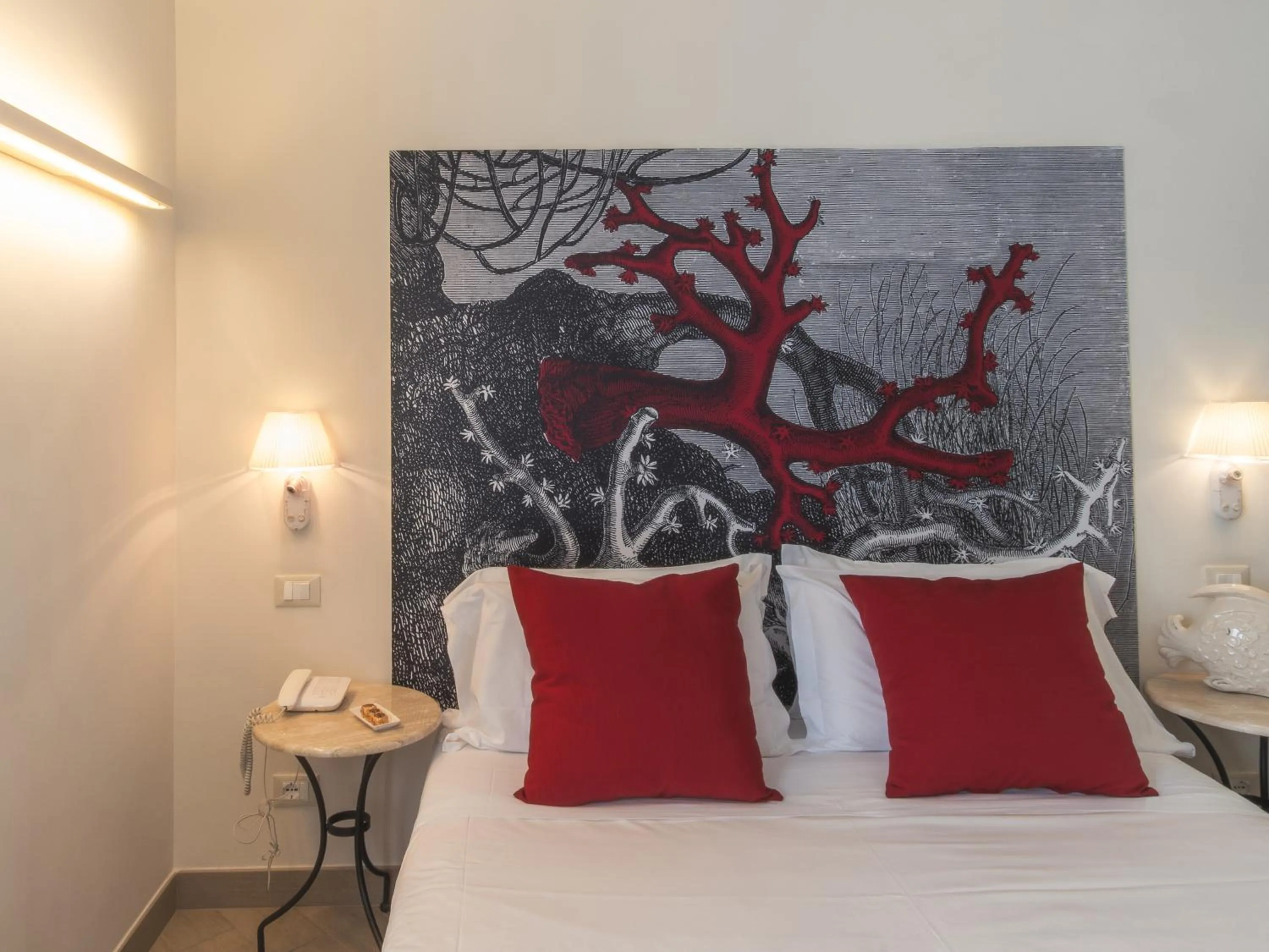 Bed in Hotel San Pietro Palace