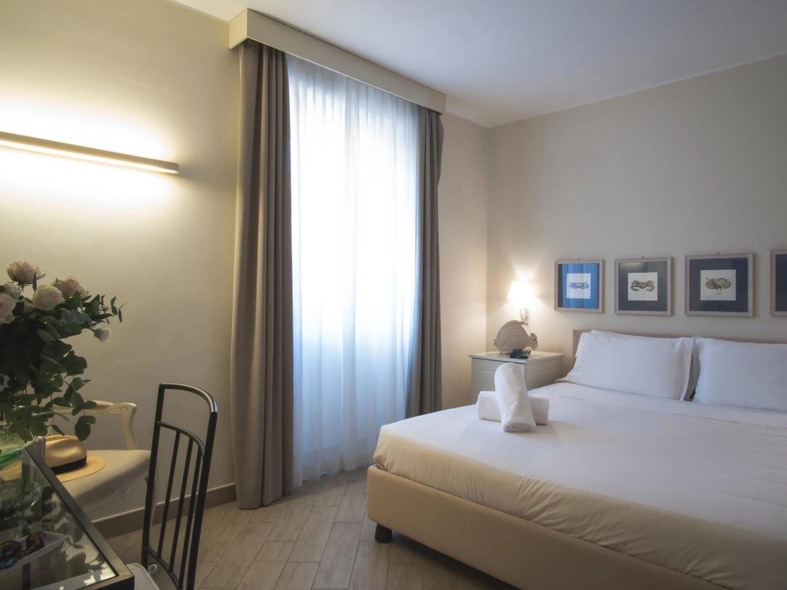 Bed in Hotel San Pietro Palace