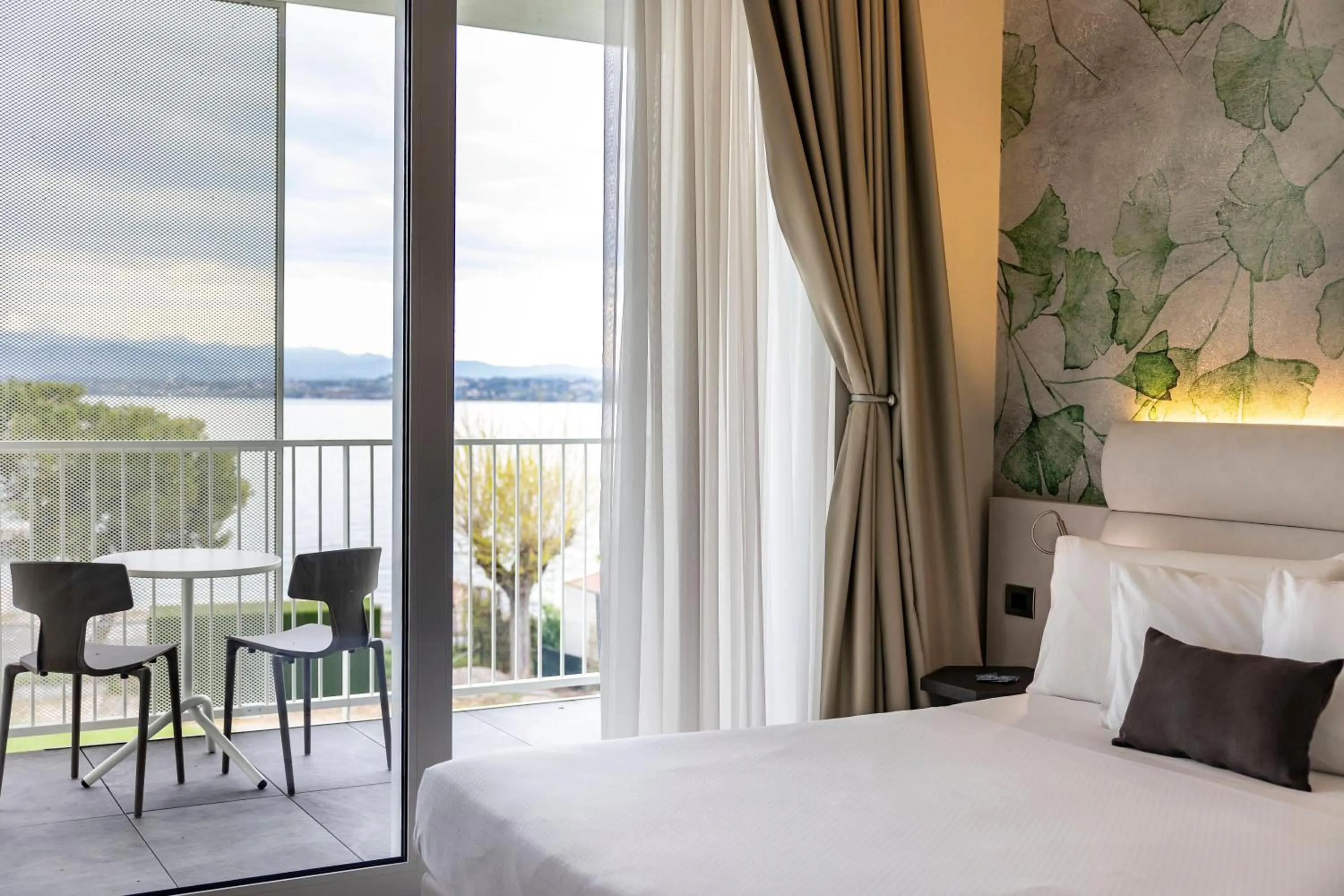 Bedroom, Bed in Vision Hotel