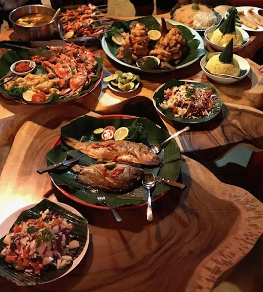 Food and drinks in Ekas Surf Resort & Surf Camp