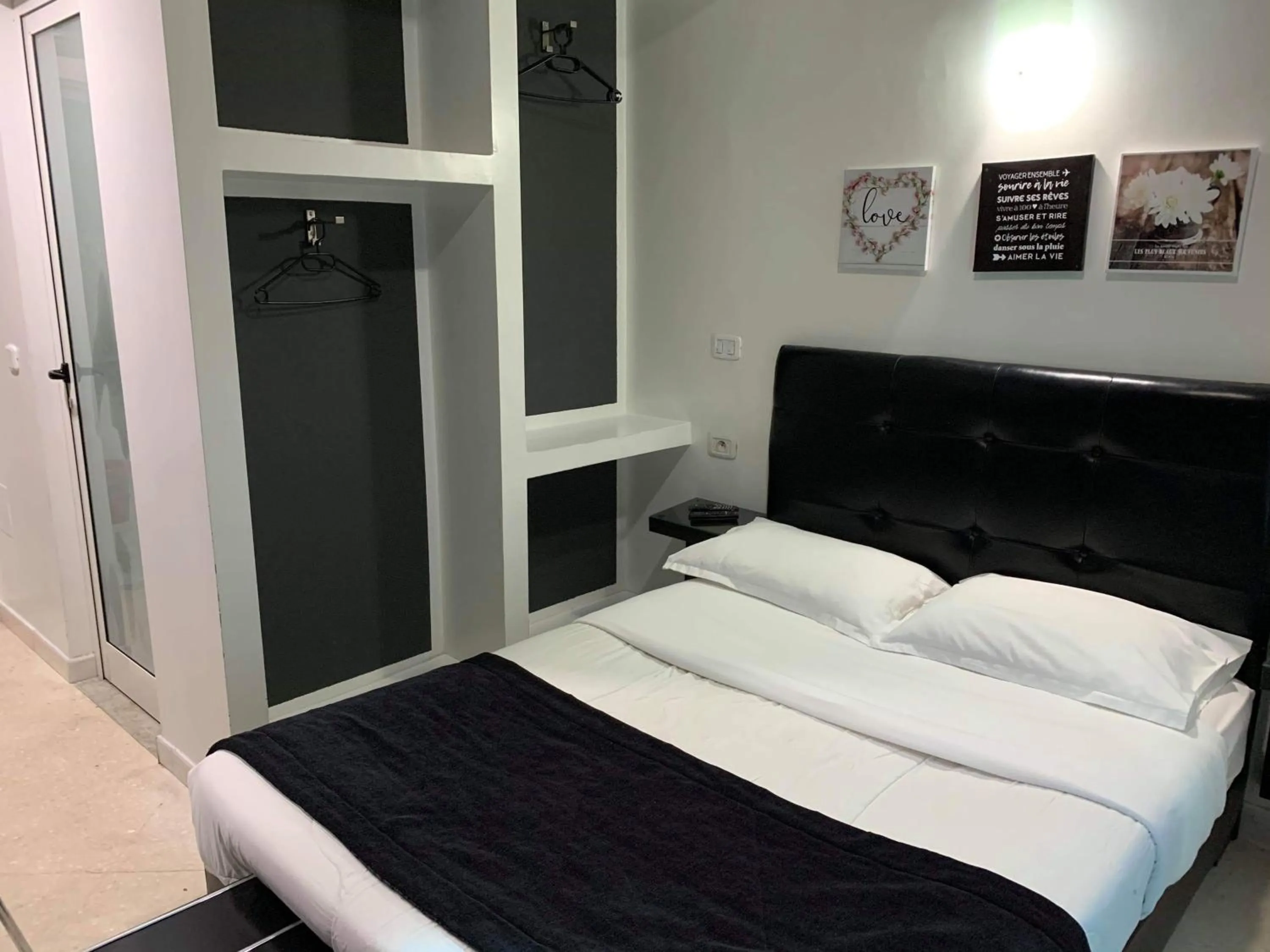 Bed in Hôtel le calife