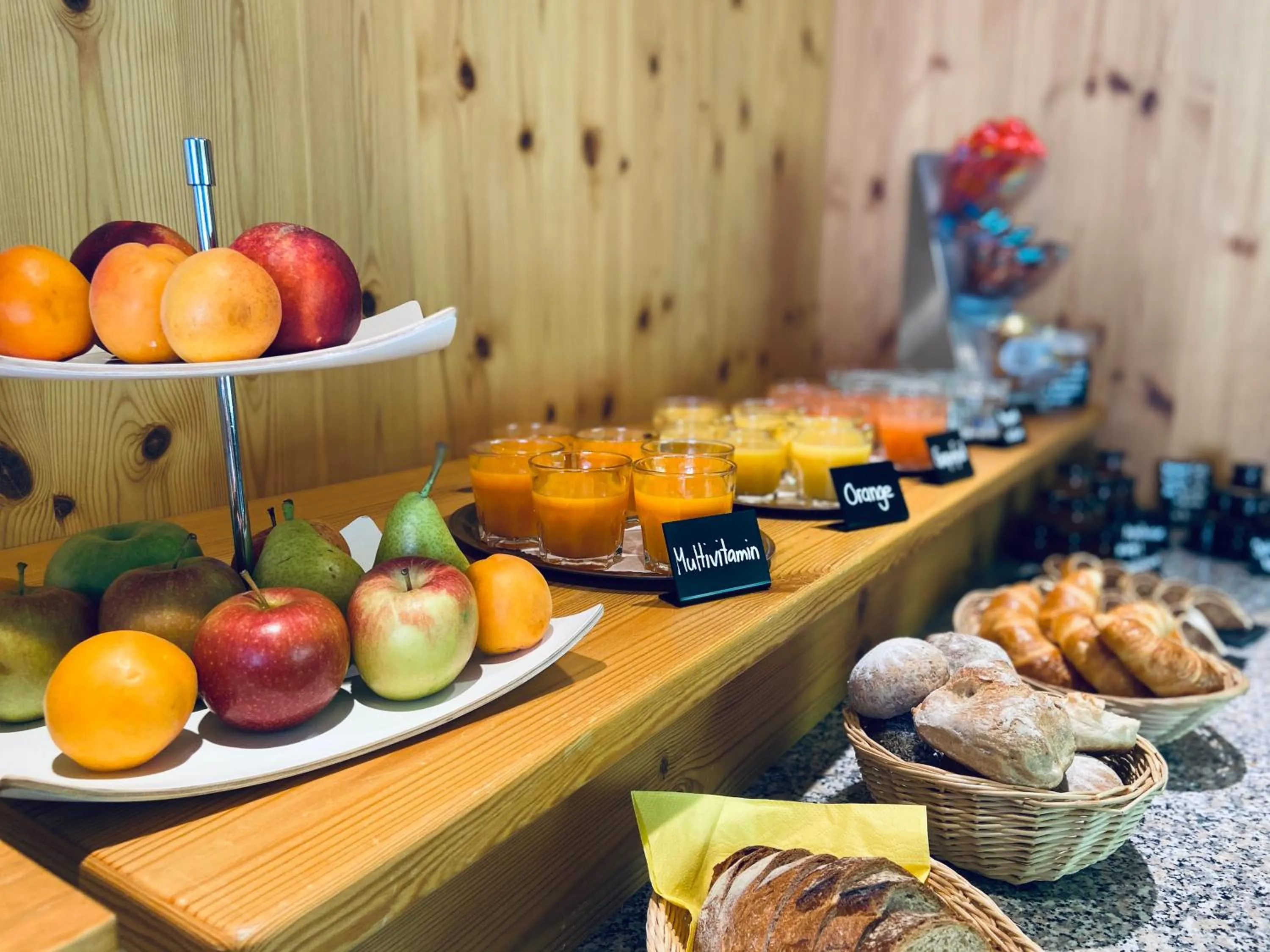 Restaurant/places to eat in Hotel Sonnenhalde, Arosa