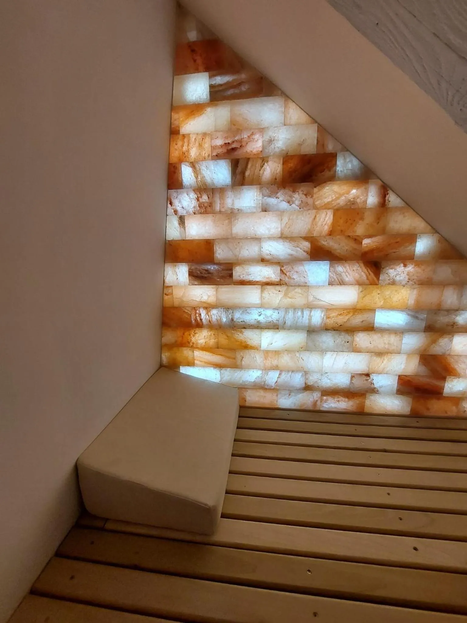 Spa and wellness centre/facilities in Logis Hôtel Notre-Dame - restaurant ouvert midi et soir sauf dimanche soir