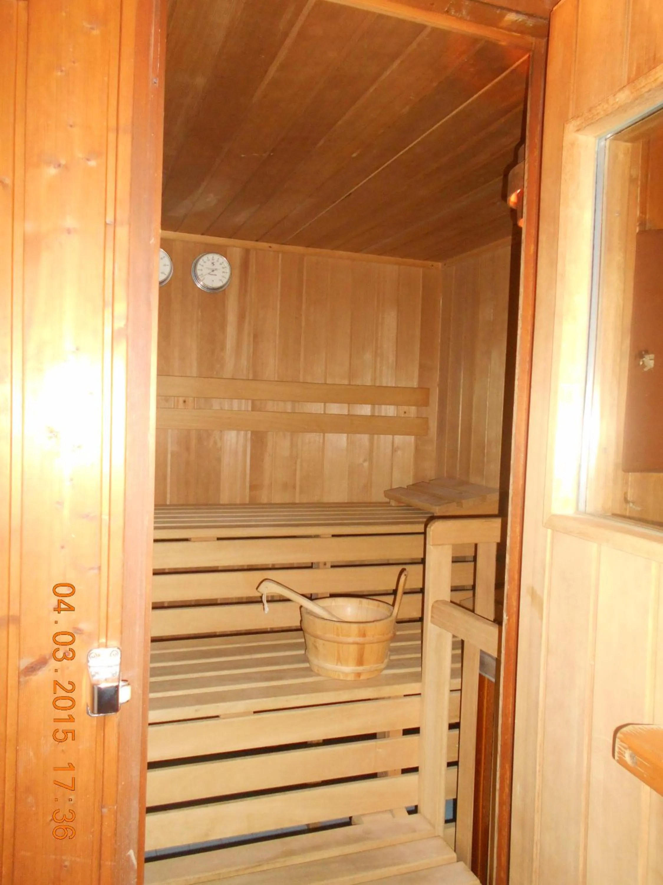Sauna in Logis Hôtel Notre-Dame - restaurant ouvert midi et soir sauf dimanche soir