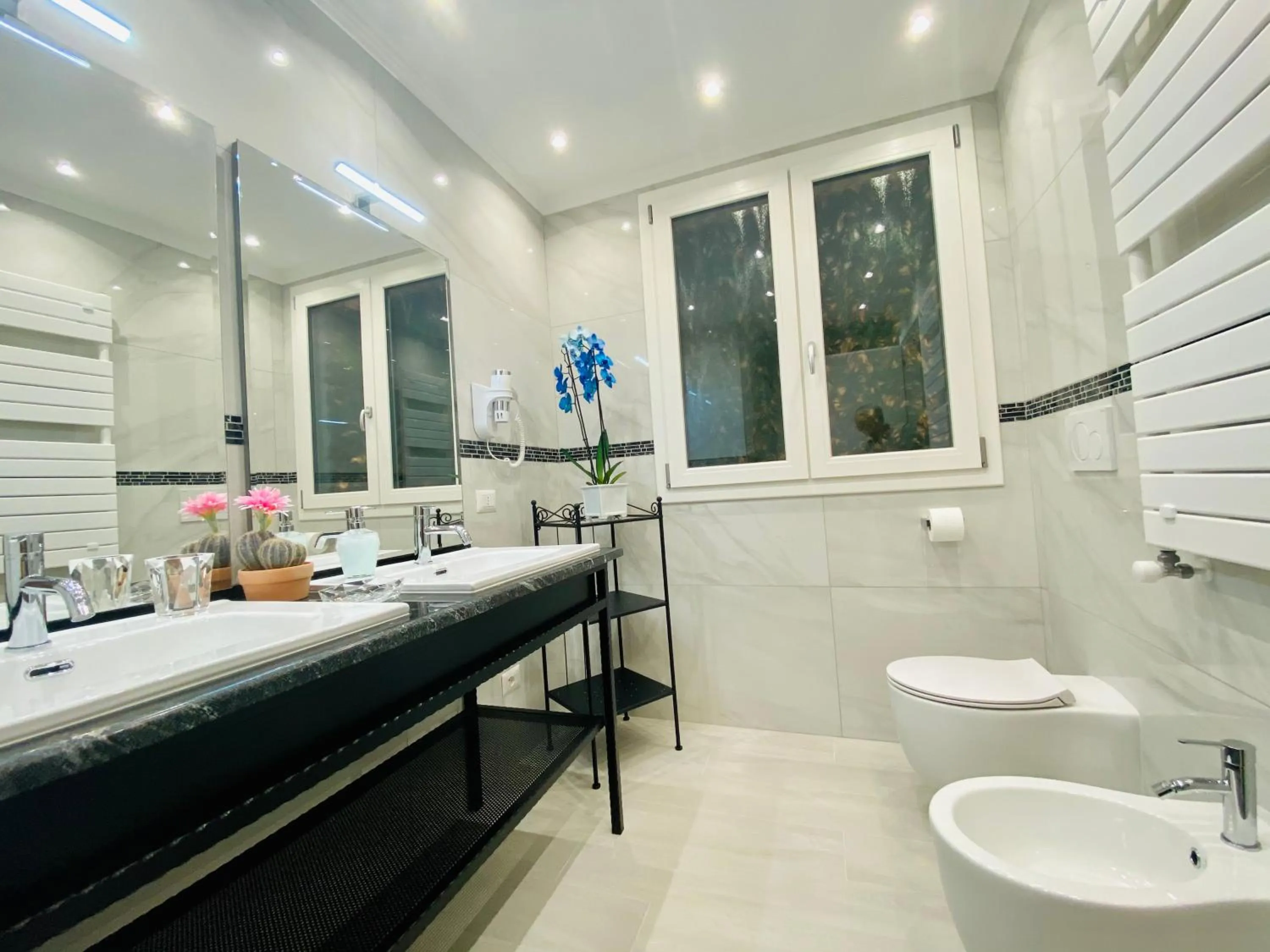 Bathroom in Olympic Suite Roma