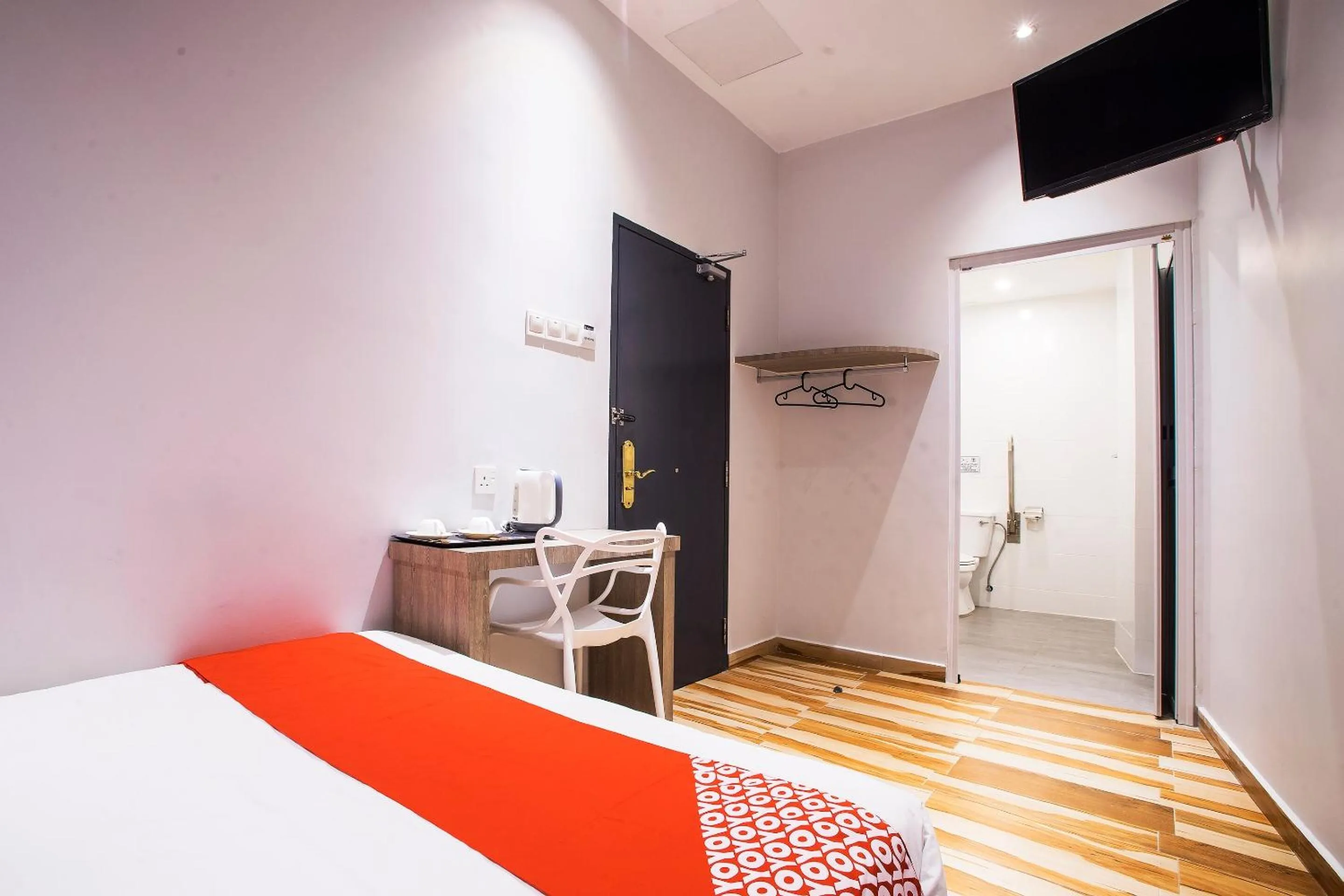 Bedroom, Bed in Hotel O Gs Hotels Near Strand Mall