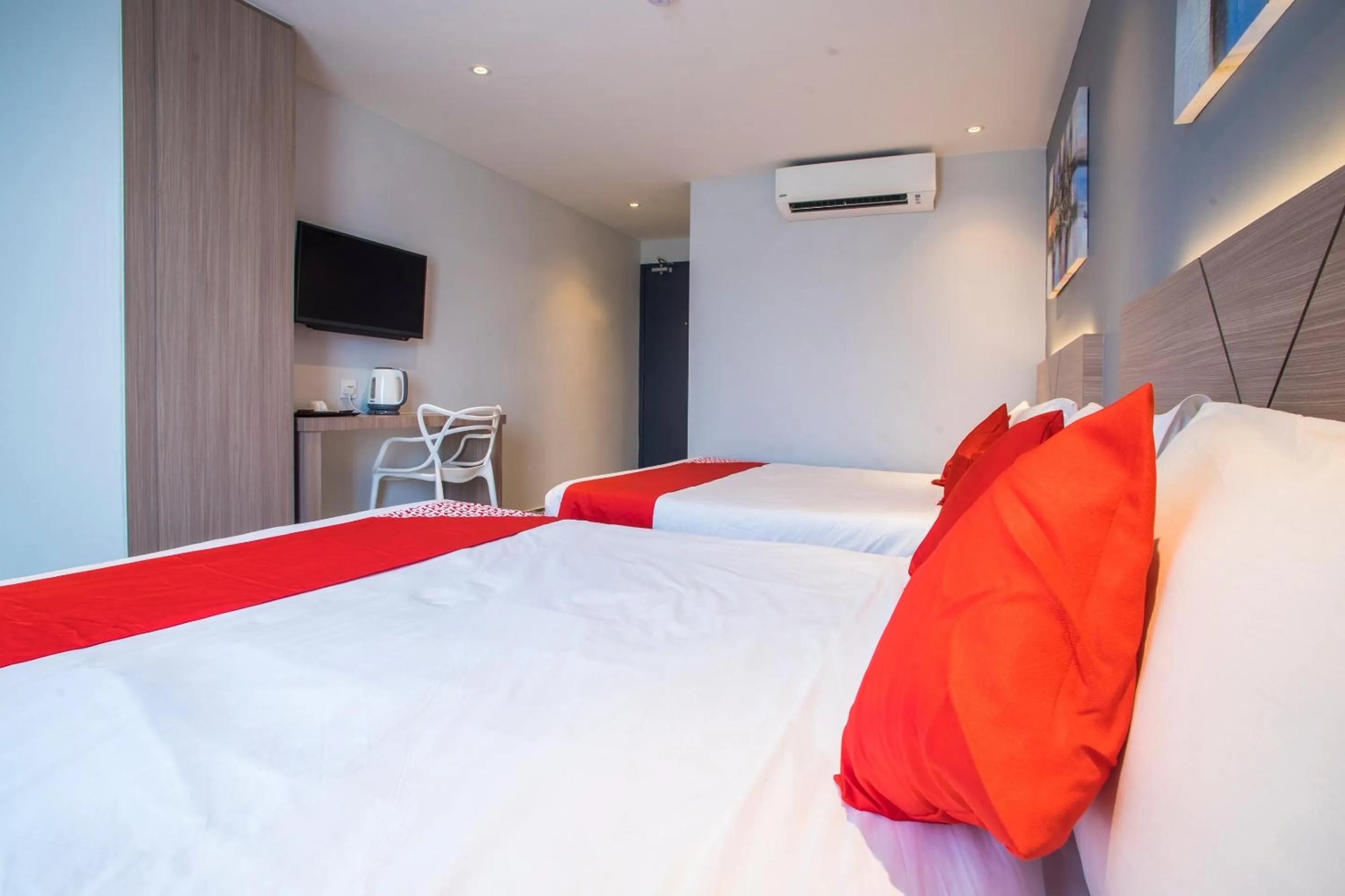 Bedroom, Bed in Hotel O Gs Hotels Near Strand Mall