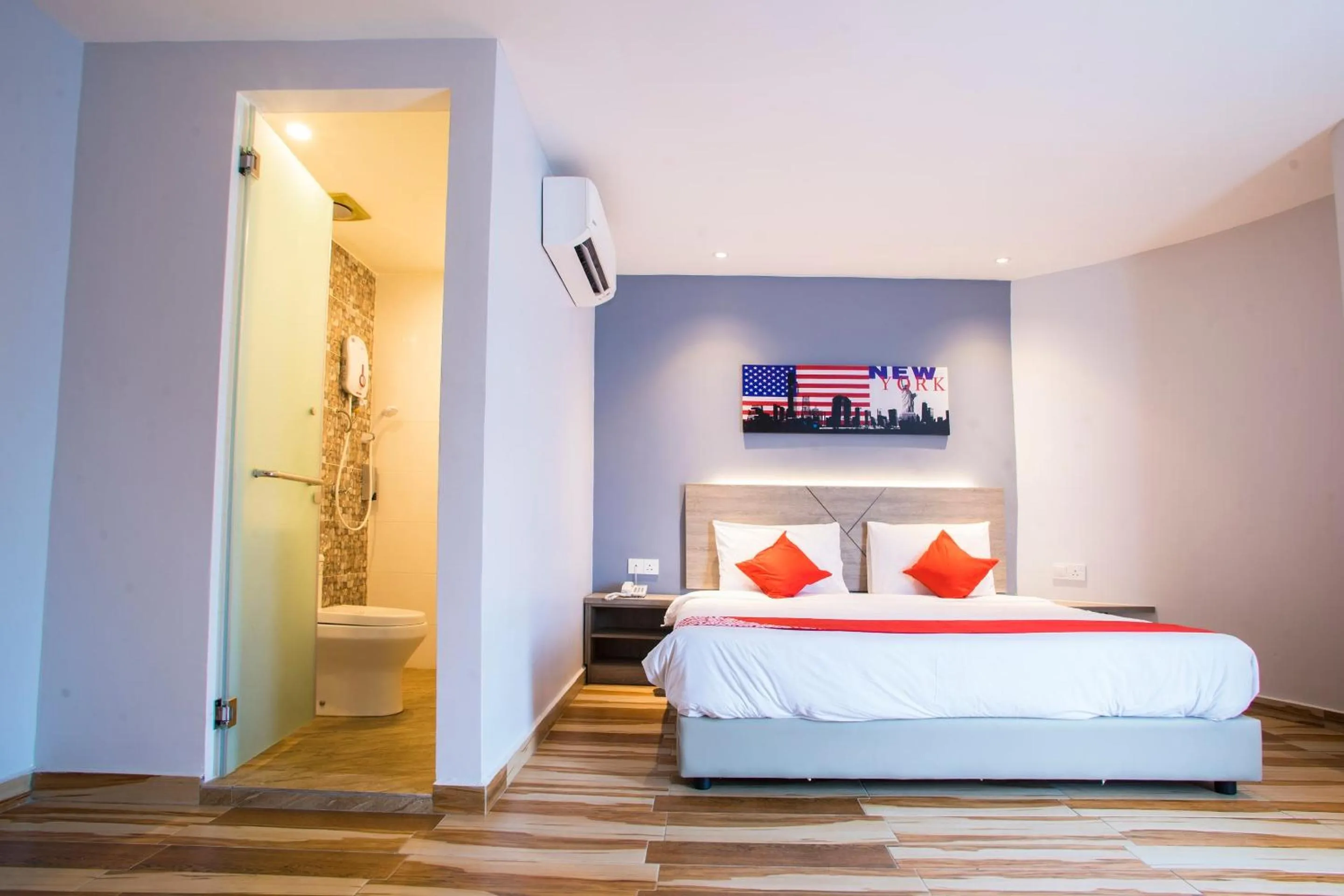 Bedroom, Bed in Hotel O Gs Hotels Near Strand Mall