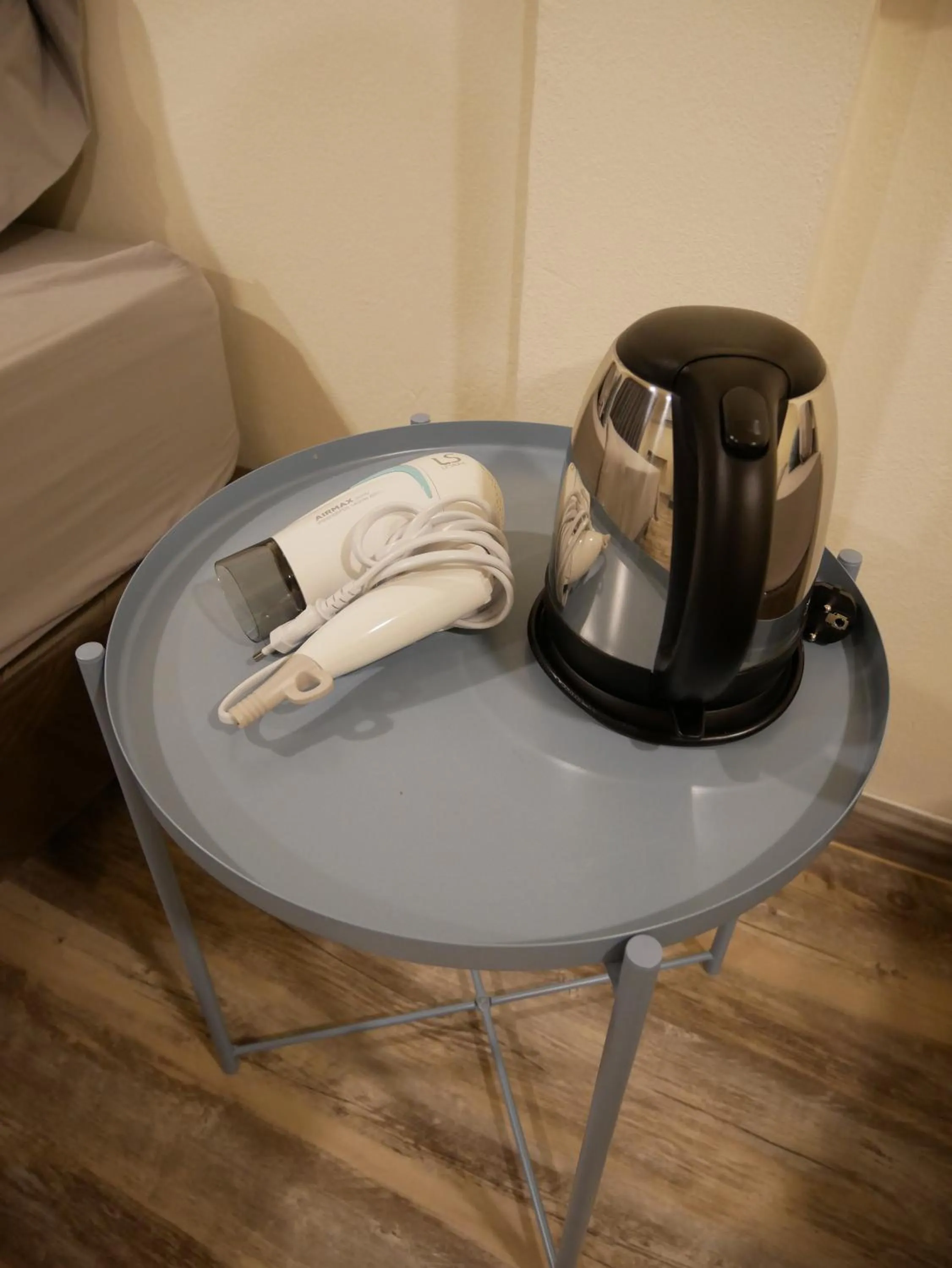 Coffee/tea facilities in NP House Pratunam