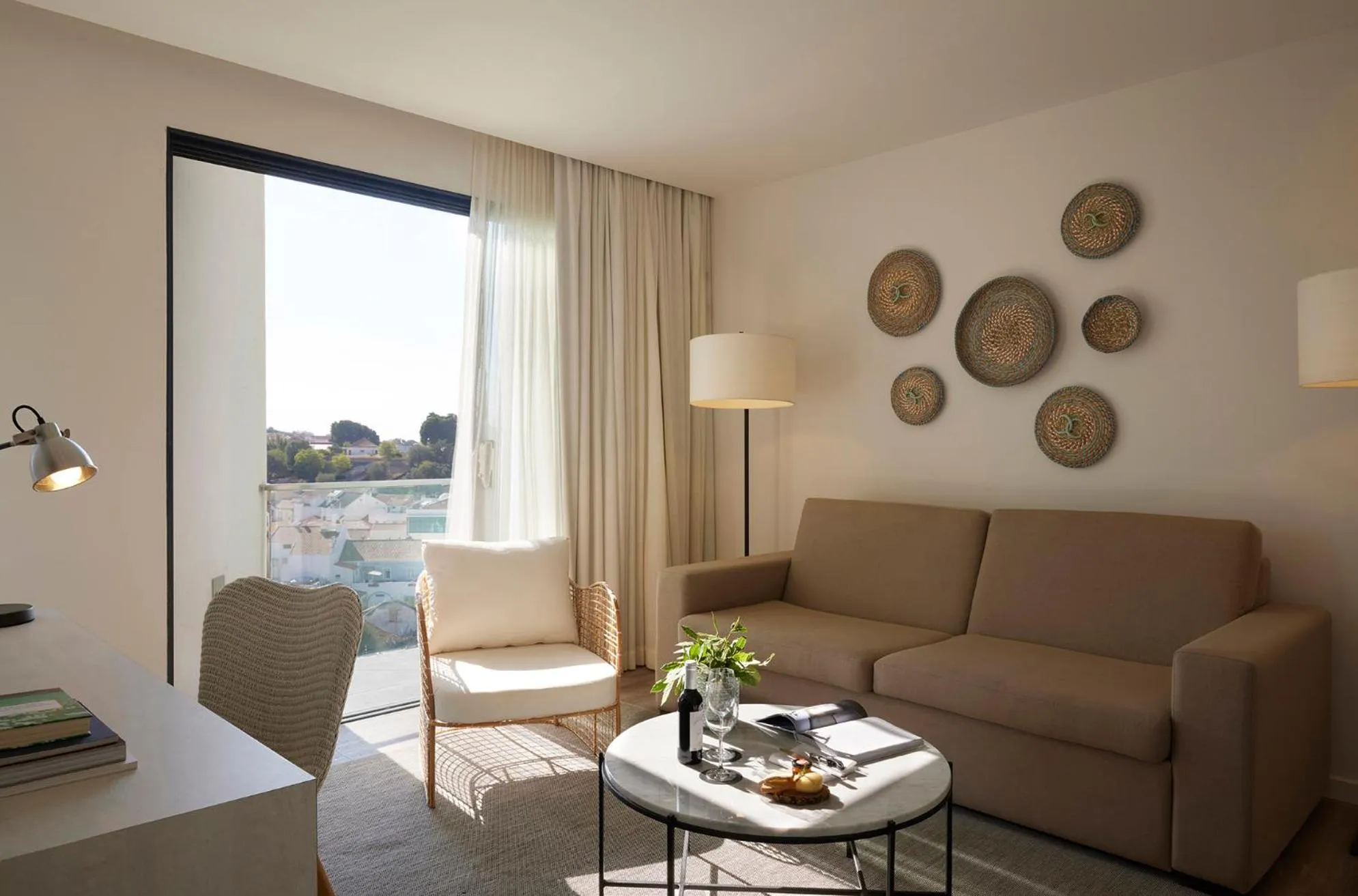 Living room in Santiago Hotel