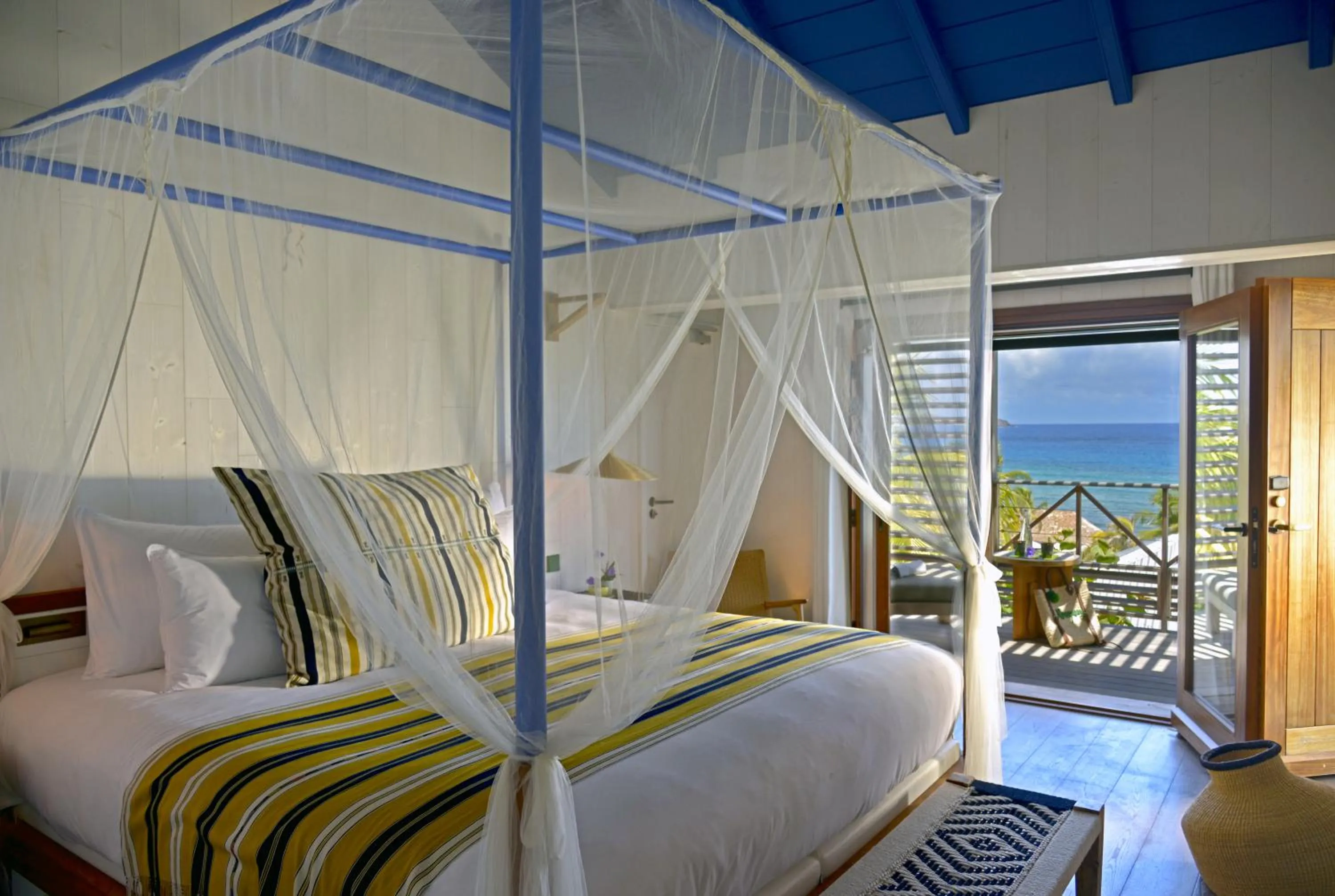 Bedroom, Bed in Hotel Manapany