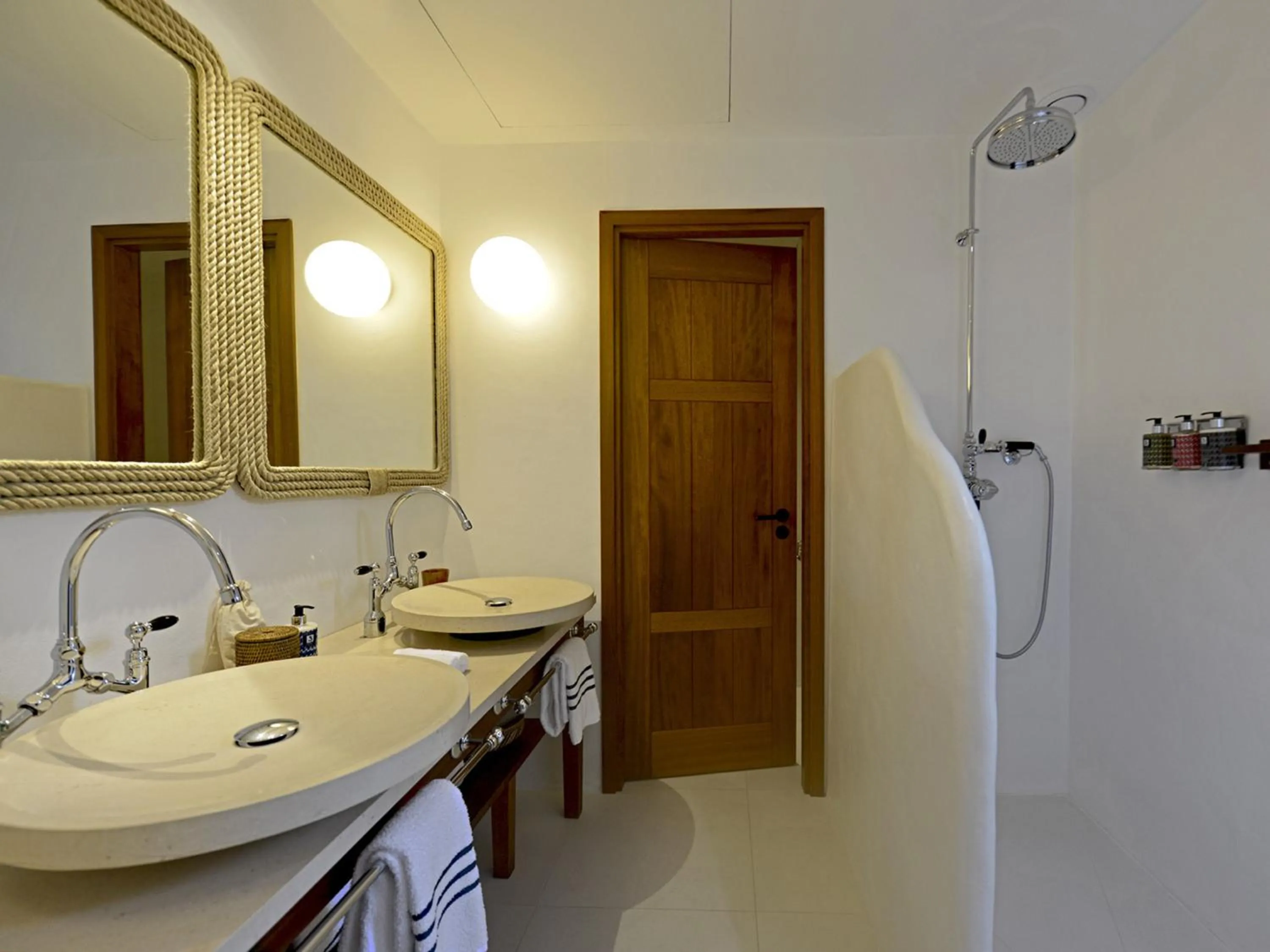 Bathroom in Hotel Manapany