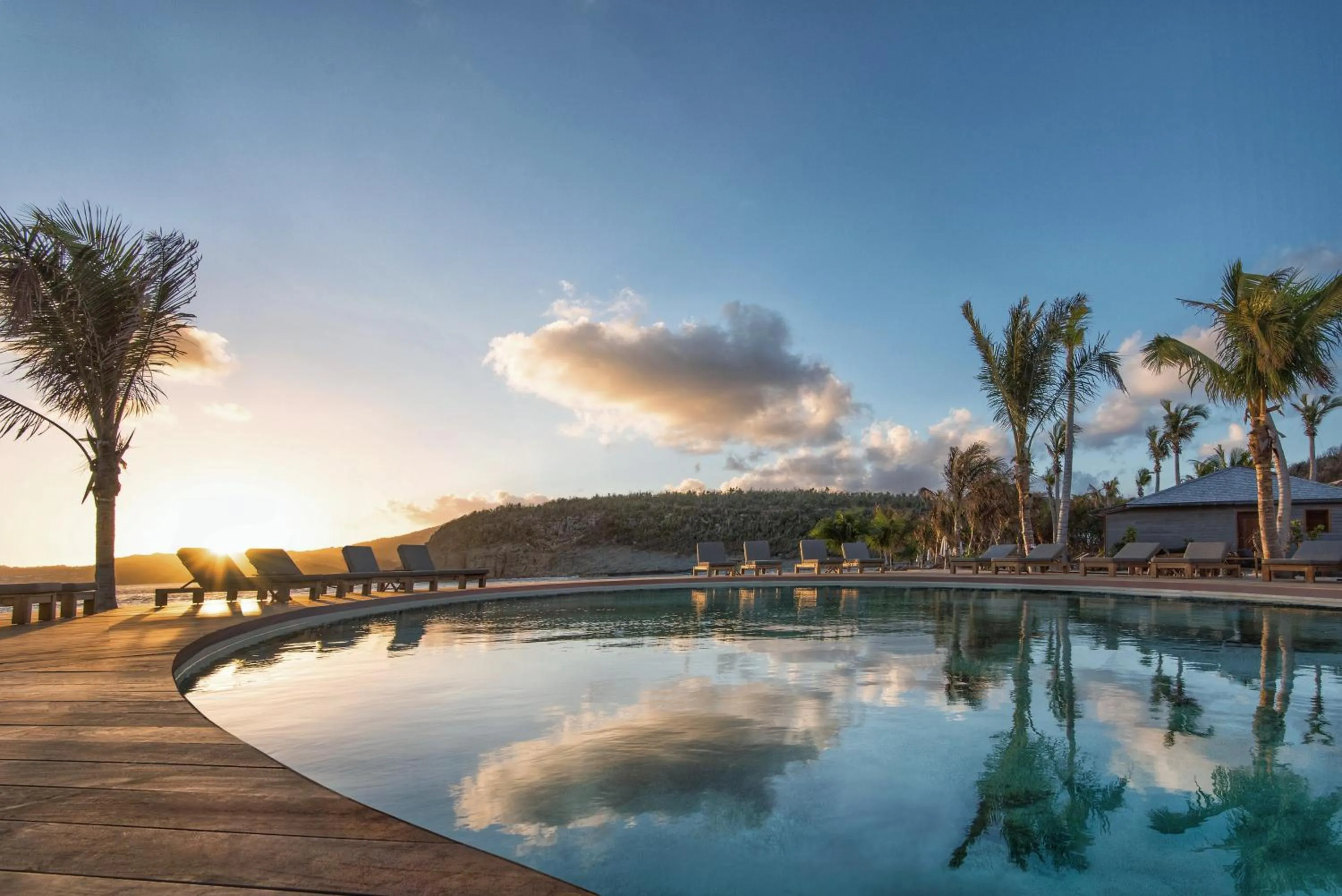Swimming pool in Hotel Manapany