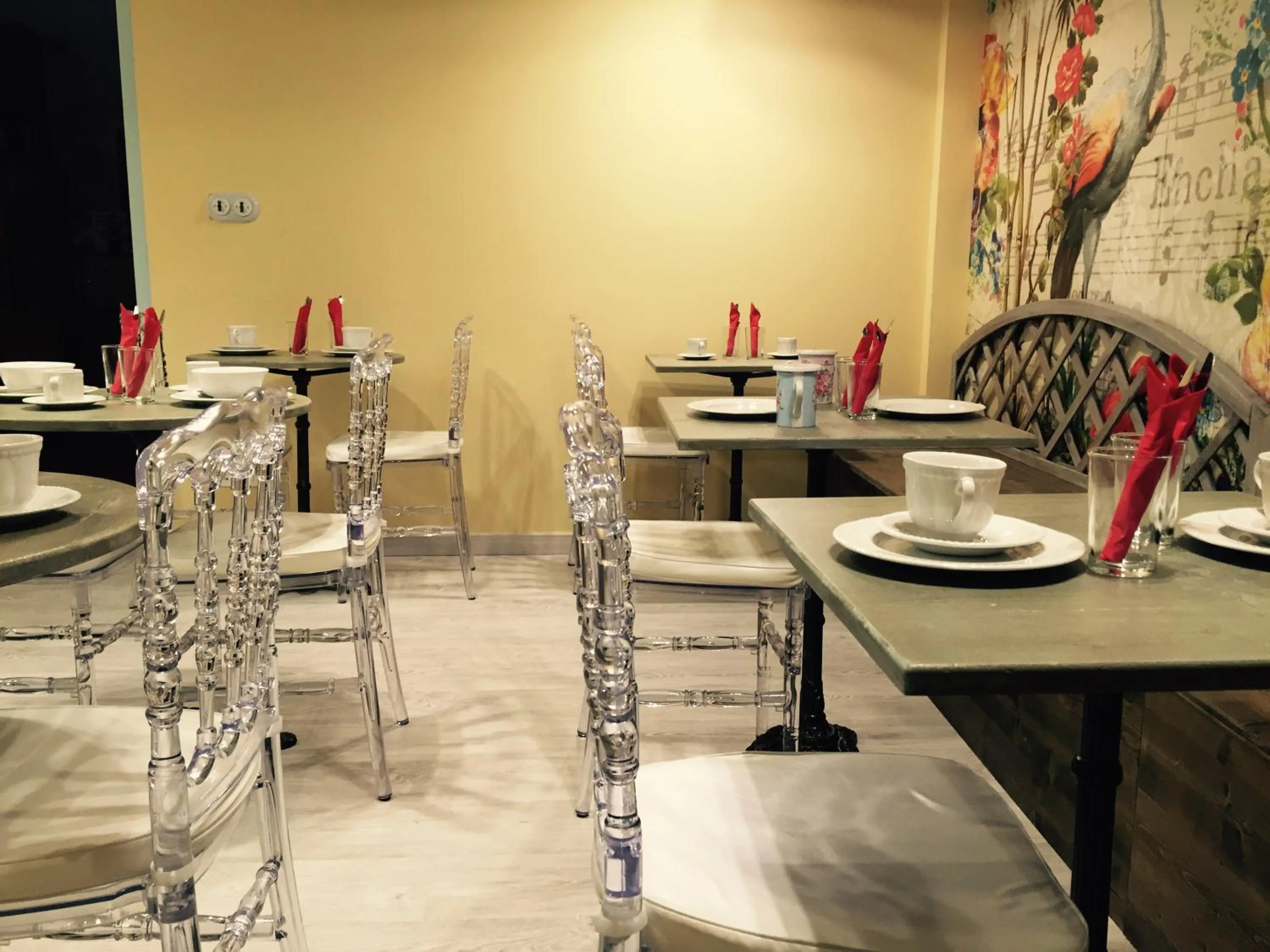 Restaurant/places to eat in Hosteria Villa de Castro