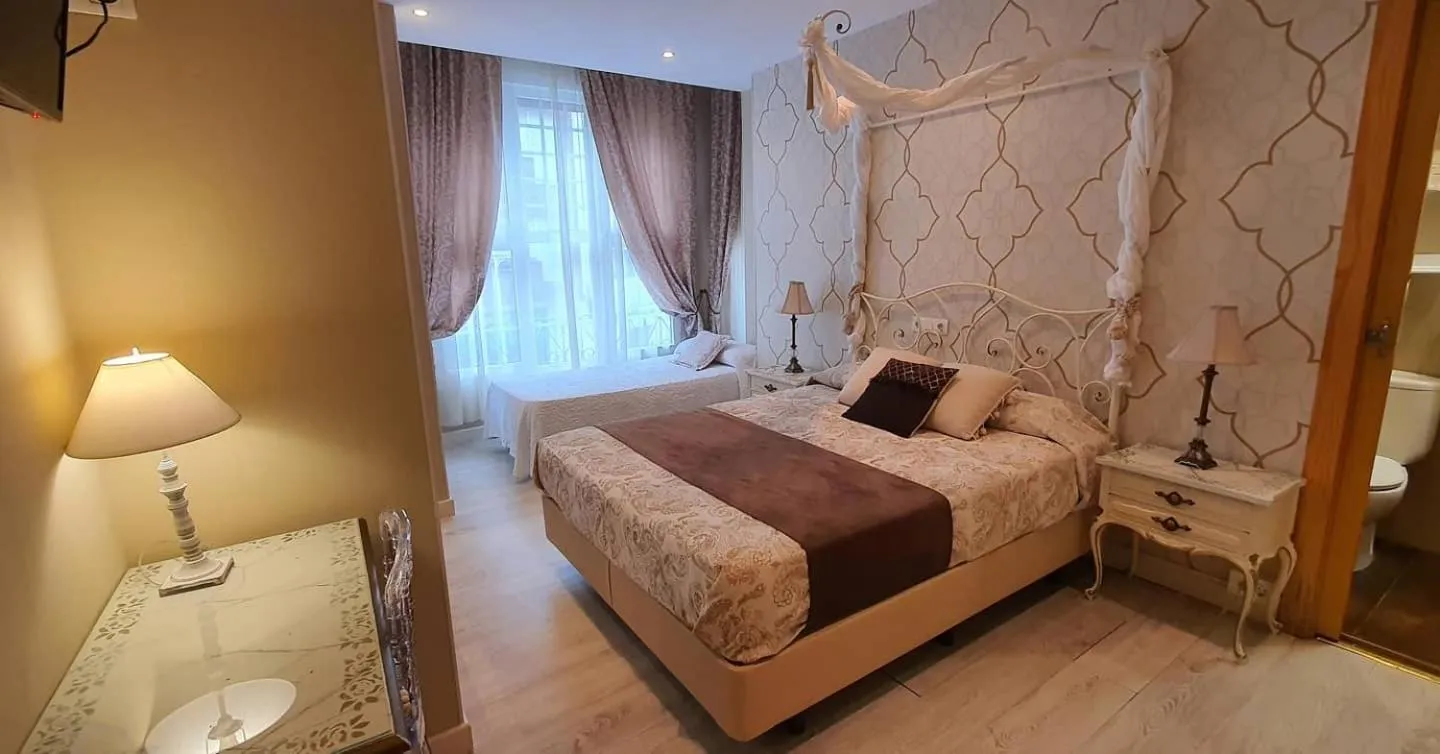 Bed in Hosteria Villa de Castro