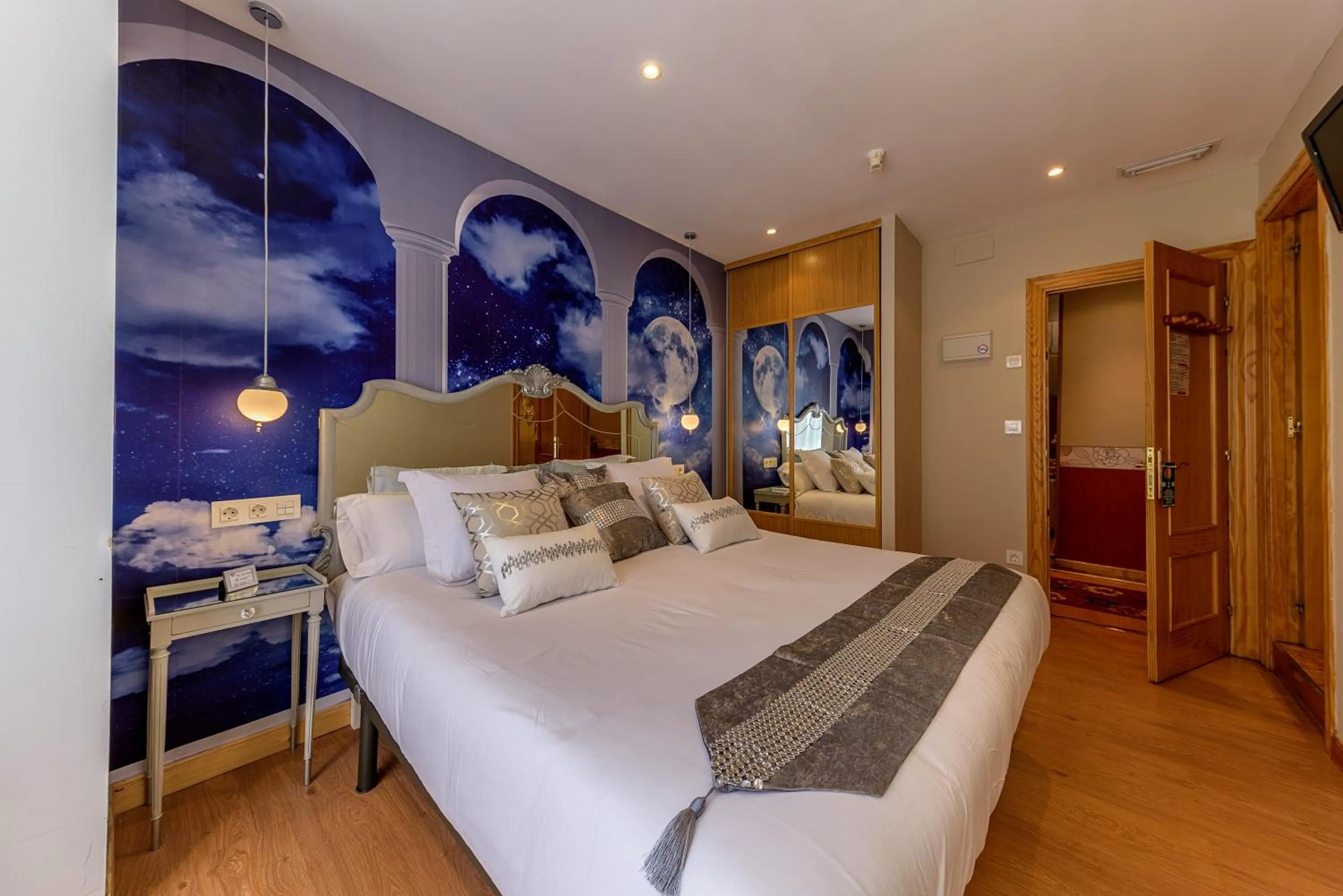 Bed in Hosteria Villa de Castro