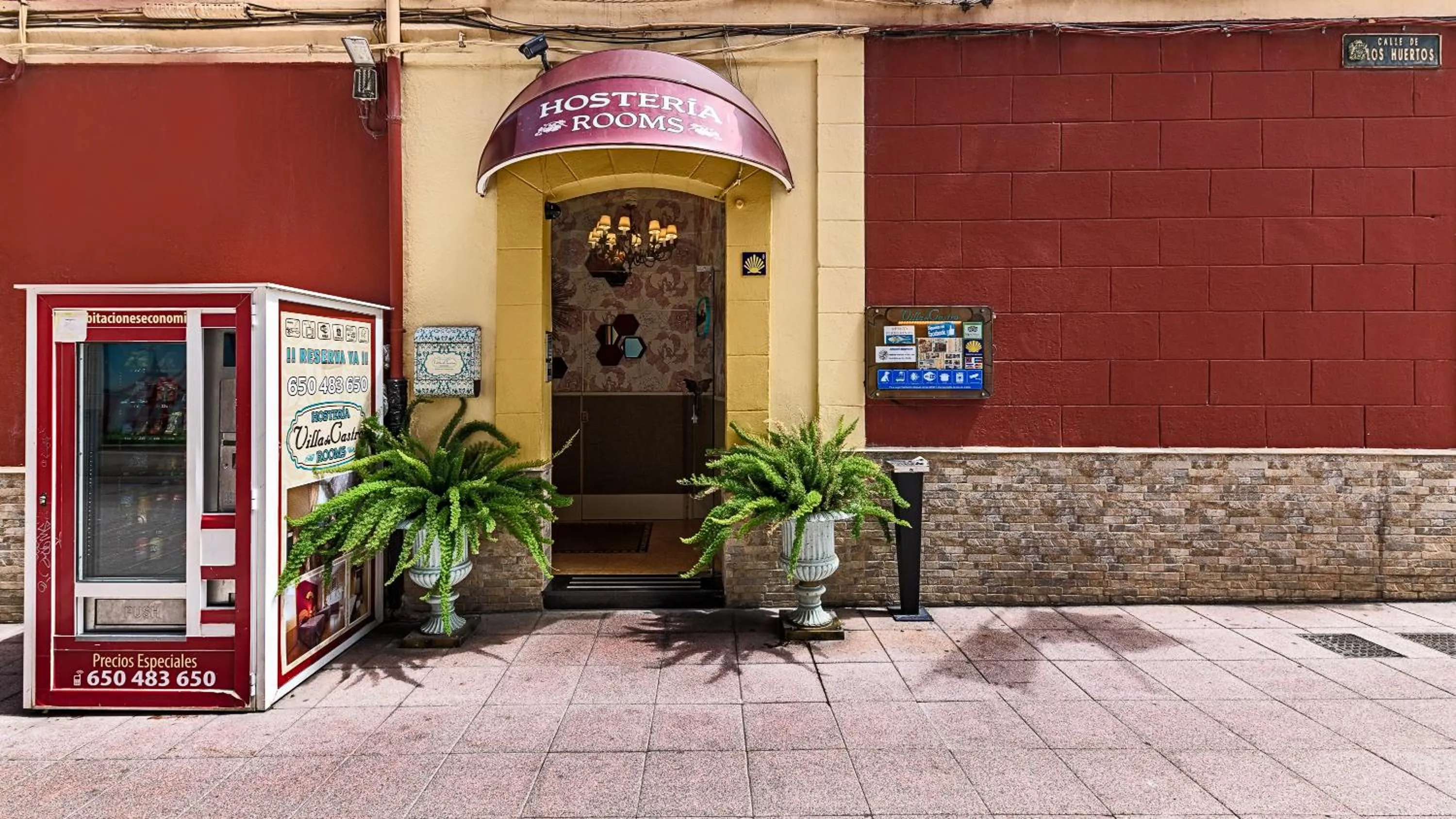 Facade/entrance in Hosteria Villa de Castro