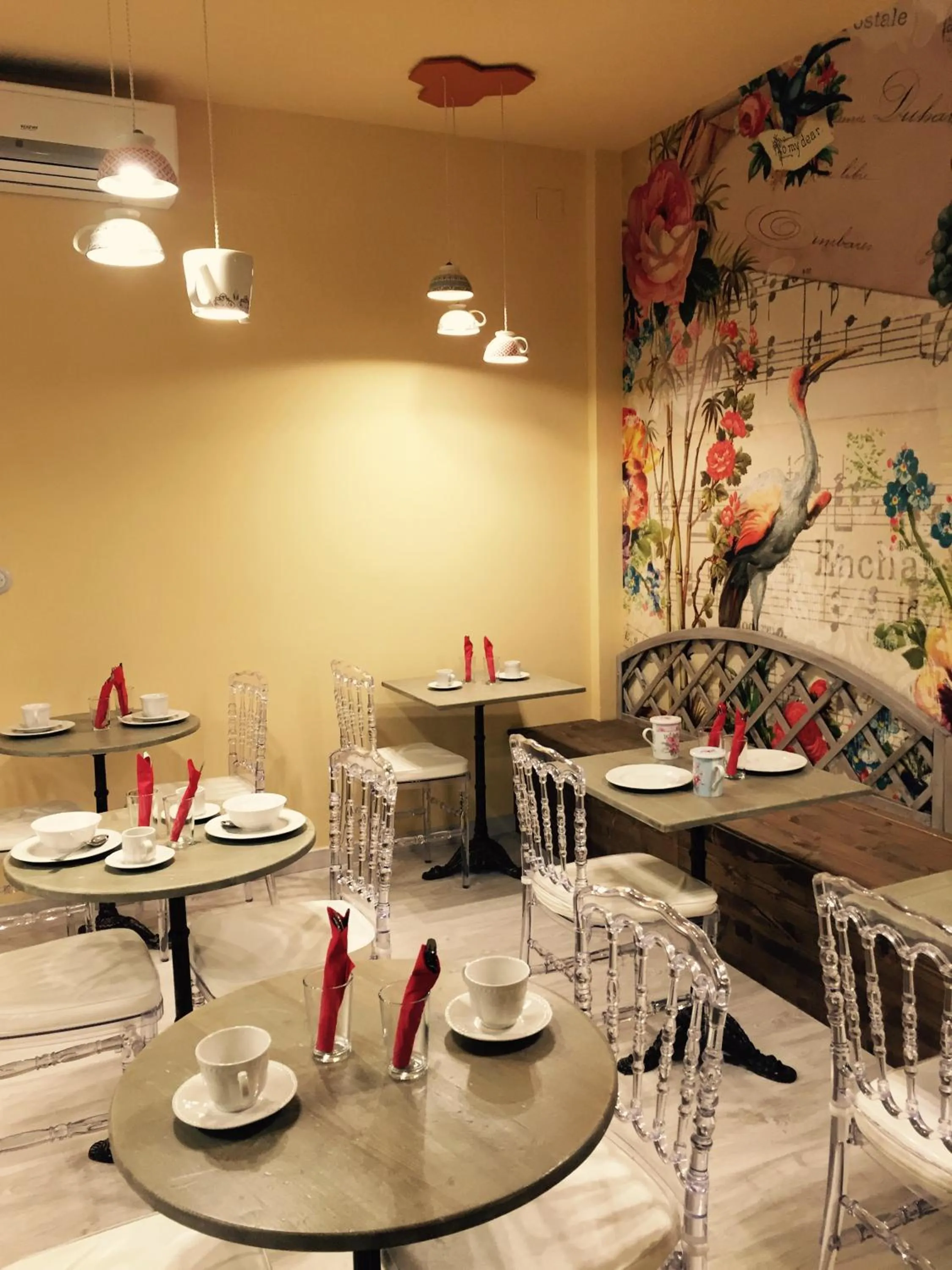 Restaurant/places to eat in Hosteria Villa de Castro