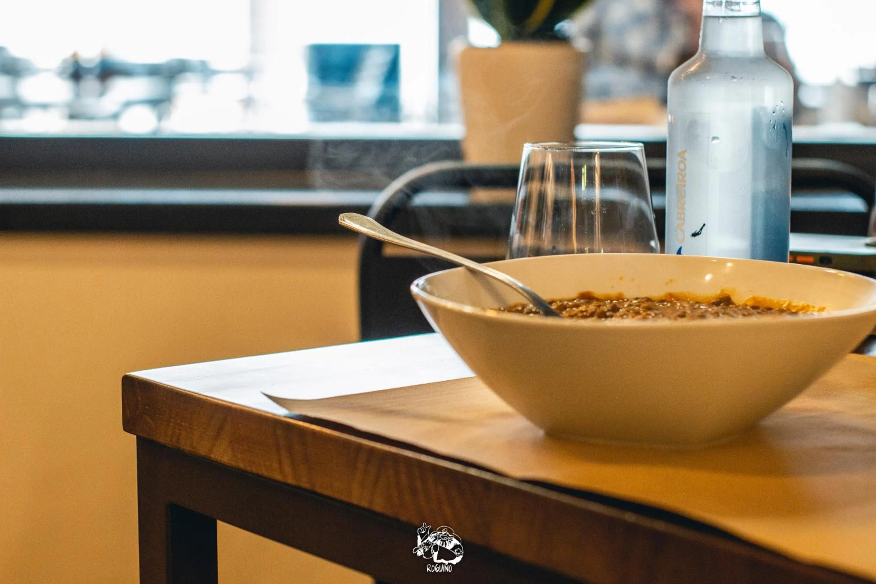 Food and drinks in Hotel Roquiño